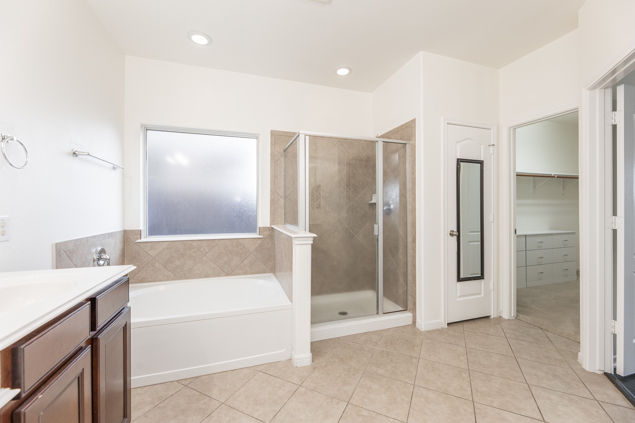 25951 Ravenside Drive Property Photo 25