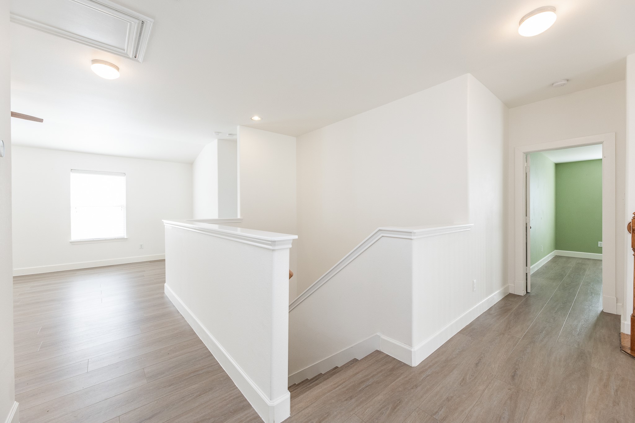 25951 Ravenside Drive Property Photo 28