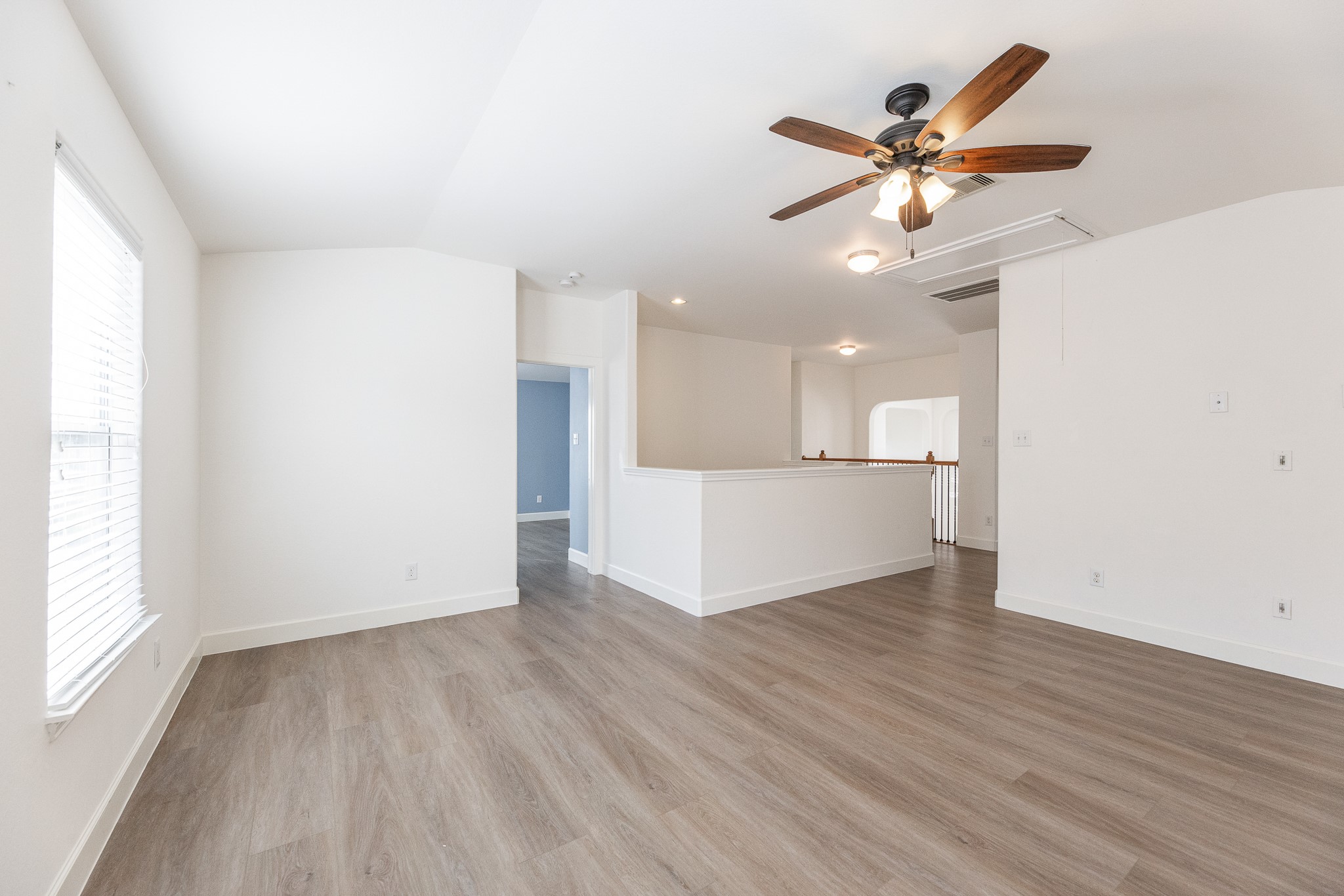 25951 Ravenside Drive Property Photo 31