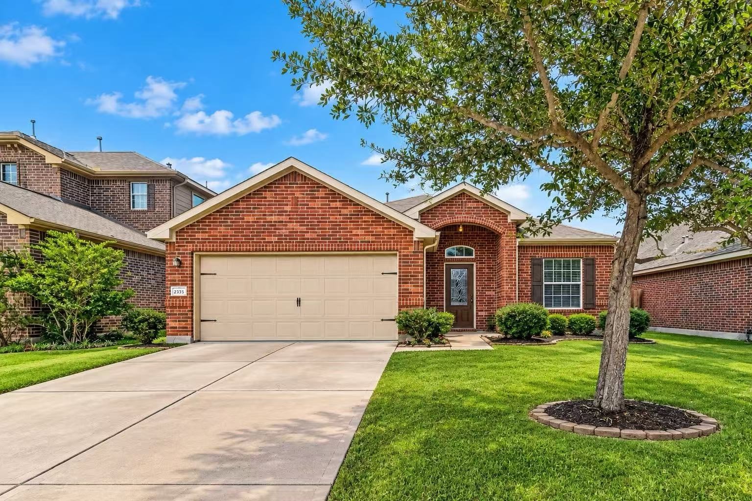 2335 Snowy Egret Drive Property Photo 1