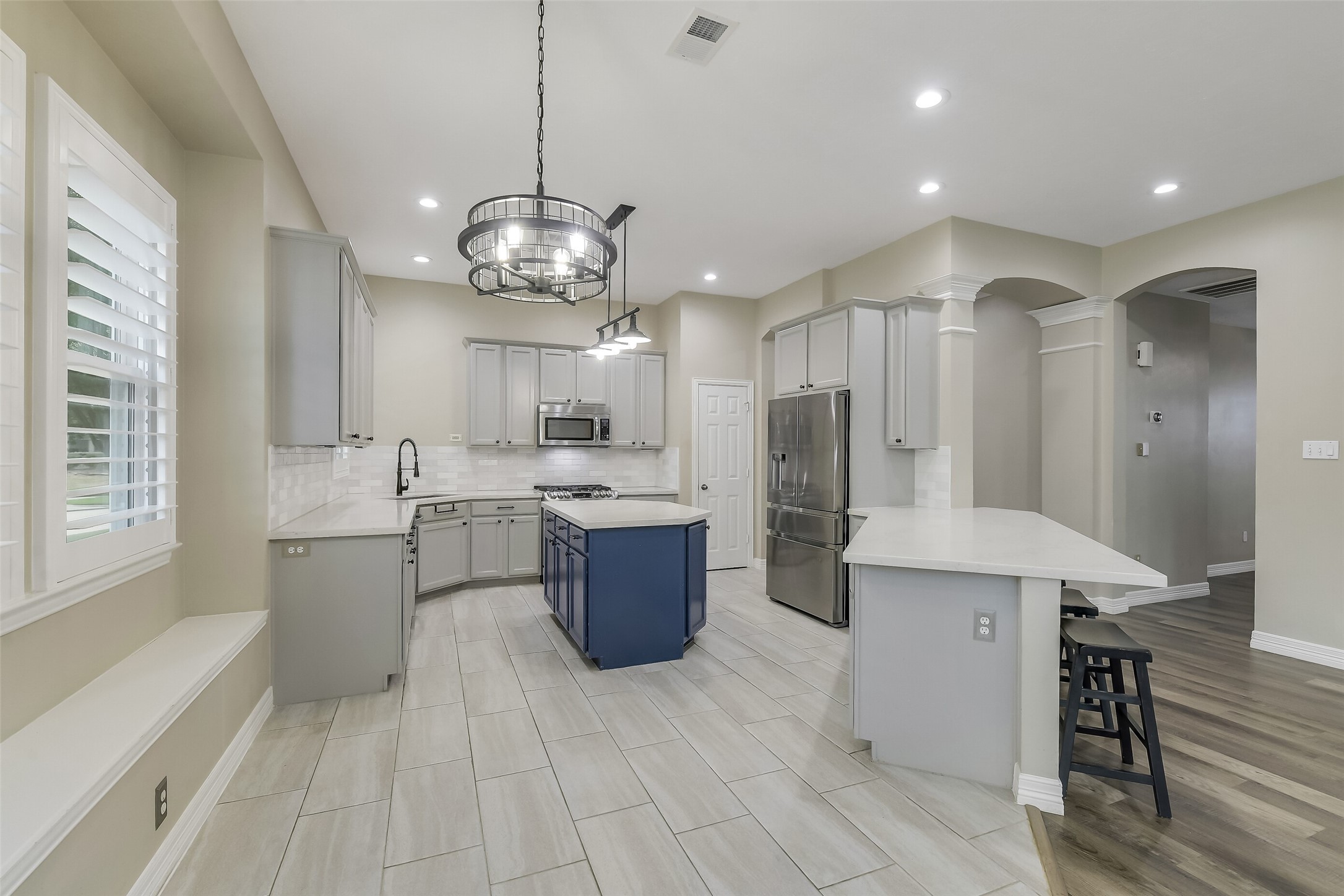 12906 Tall Spruce Drive Property Photo 4