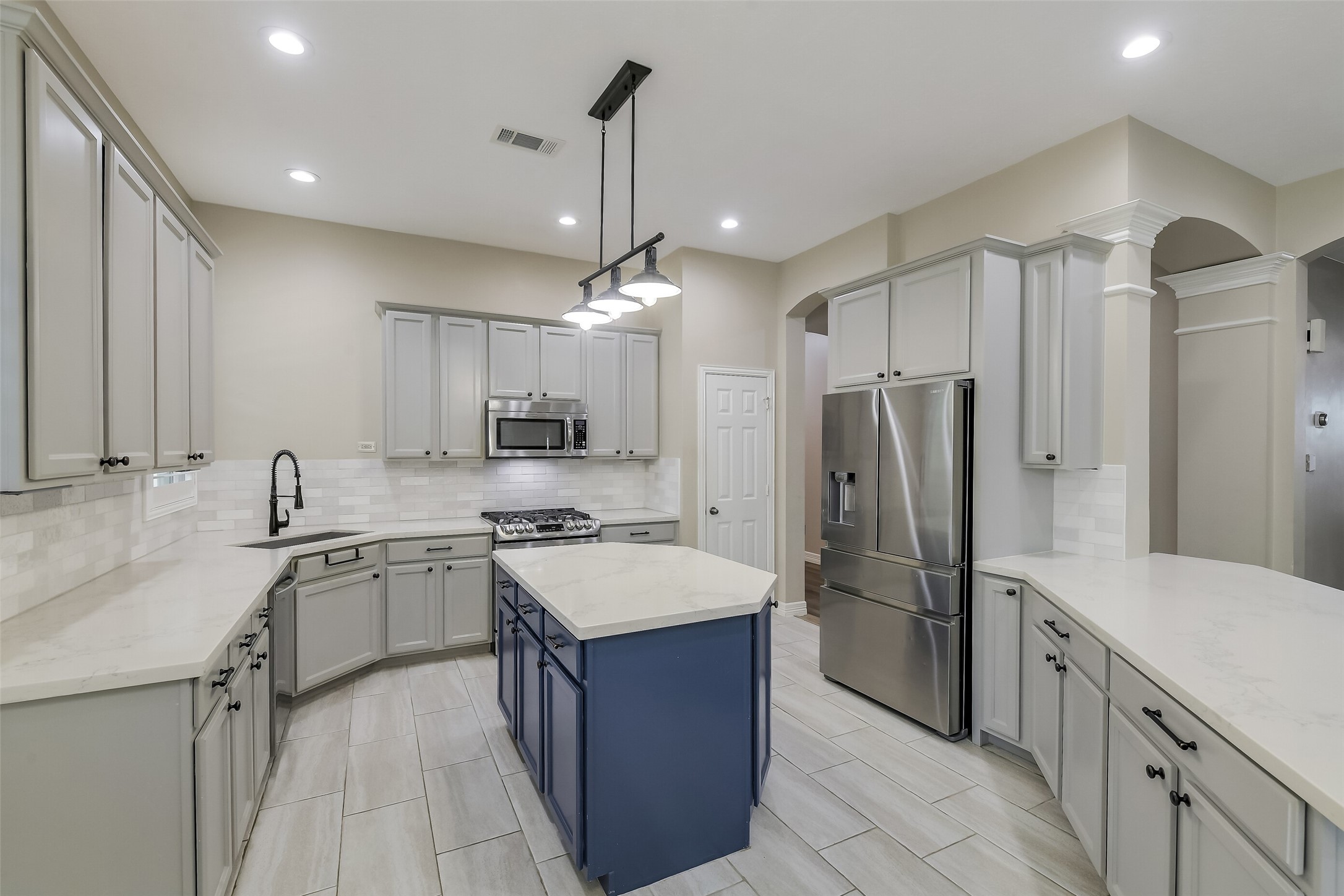 12906 Tall Spruce Drive Property Photo 13