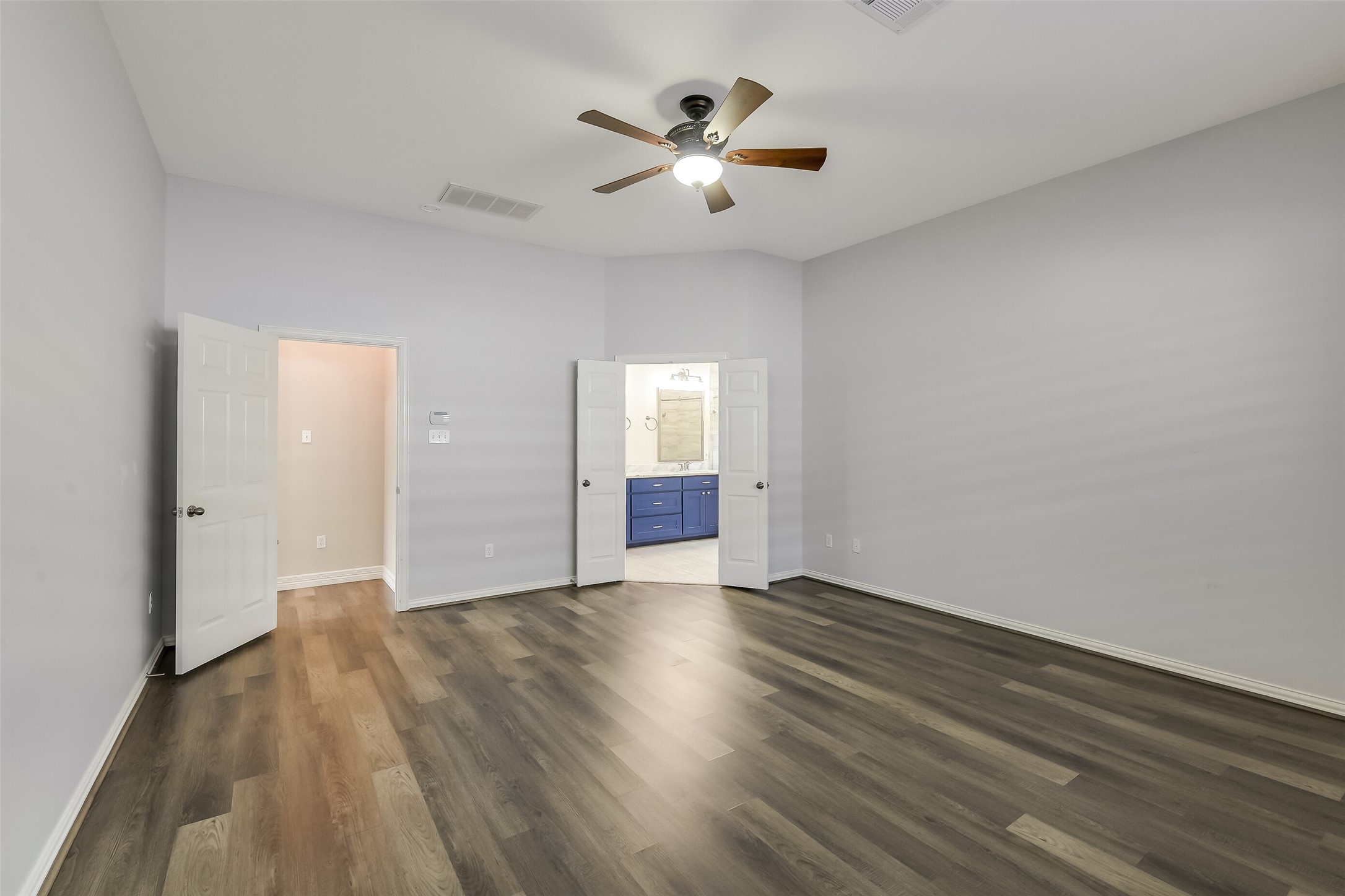 12906 Tall Spruce Drive Property Photo 18
