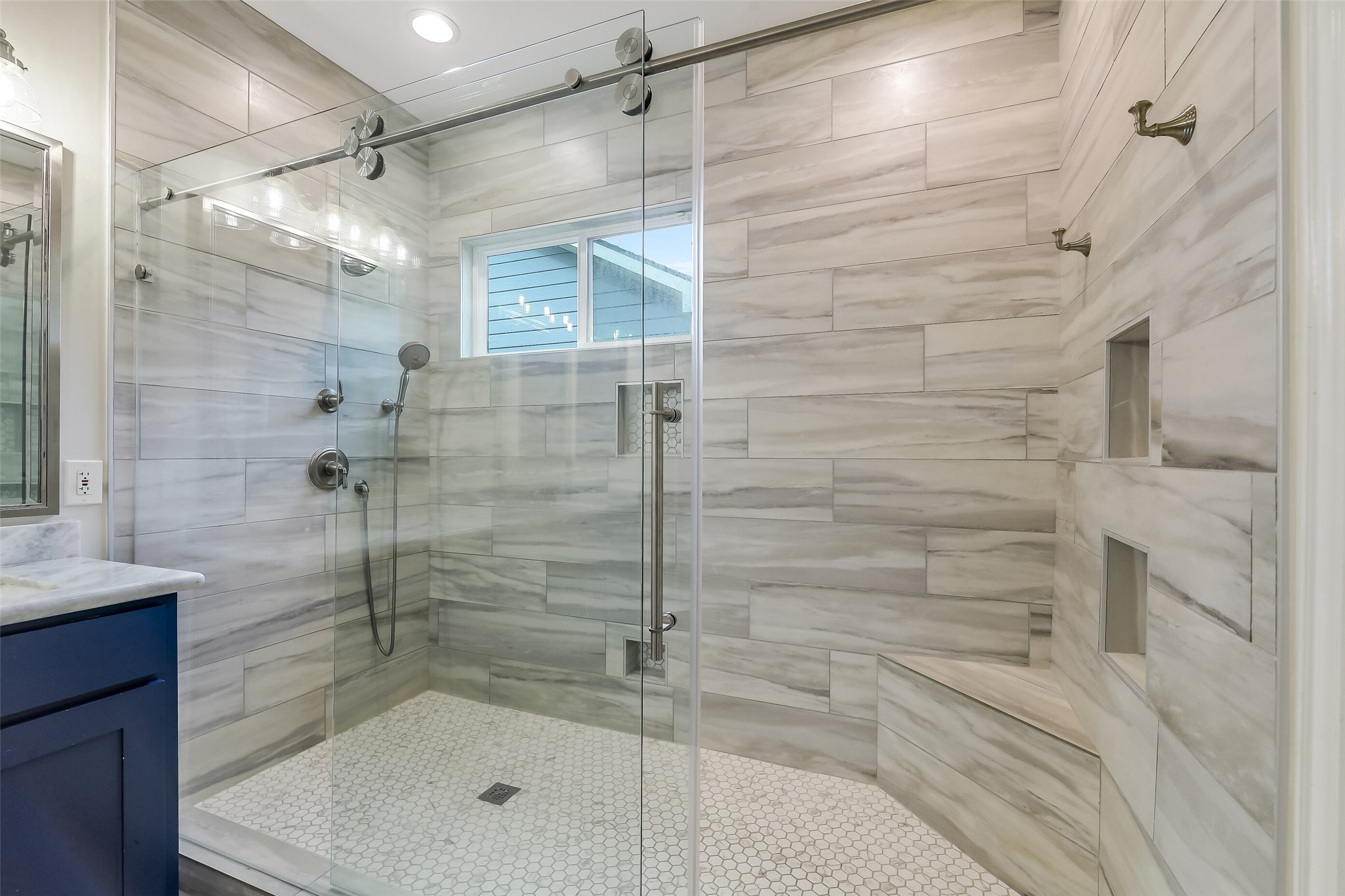 12906 Tall Spruce Drive Property Photo 19