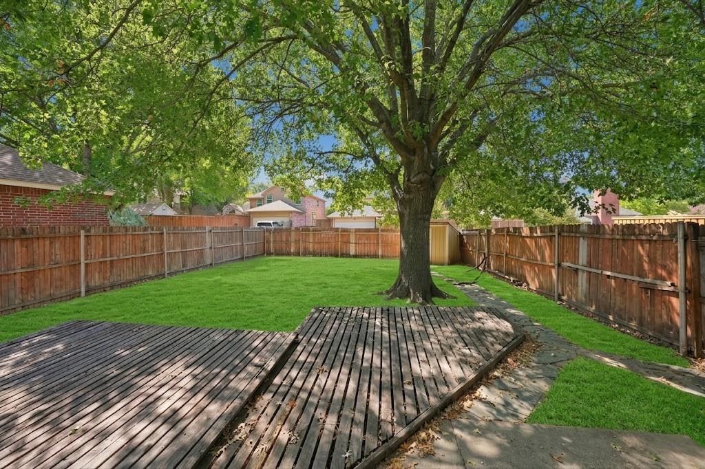 828 Twin Creek Drive Property Photo 19
