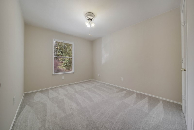 8016 Golf Green Circle Property Photo 17