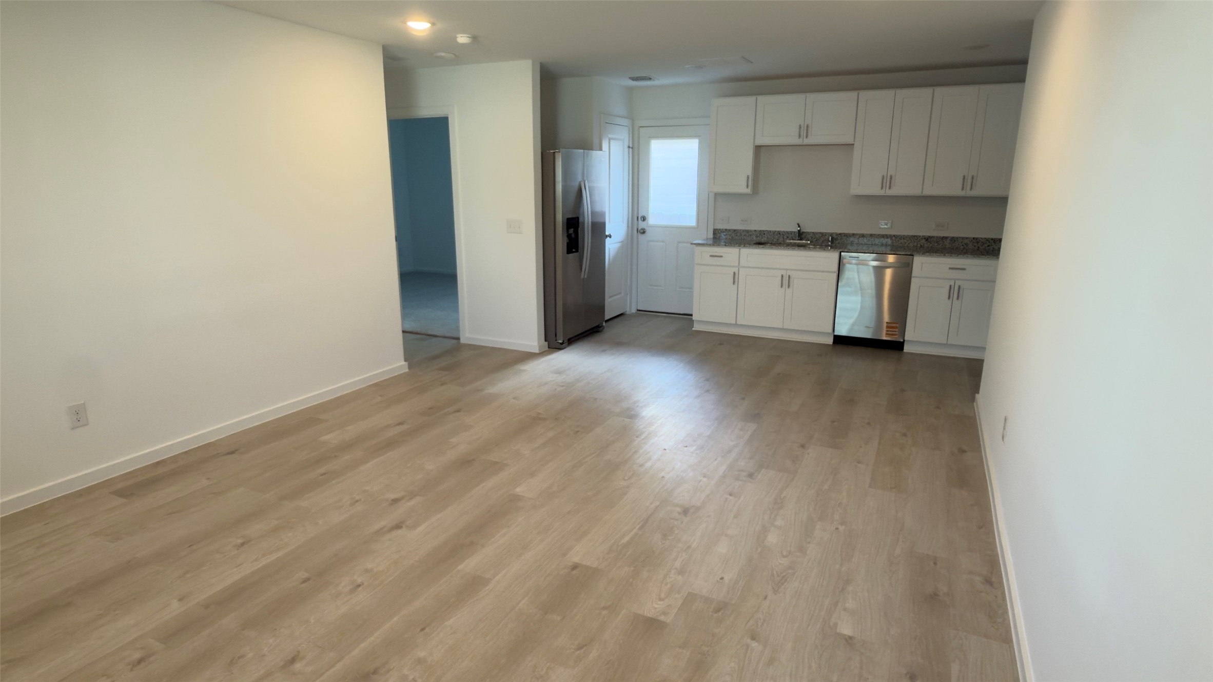 30523 Bladnoch Lane Property Photo 2