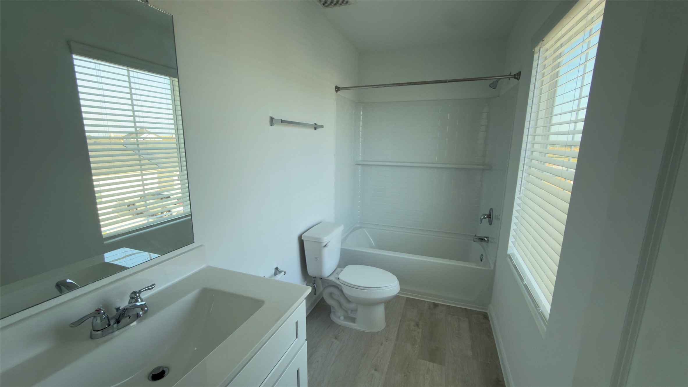30523 Bladnoch Lane Property Photo 6