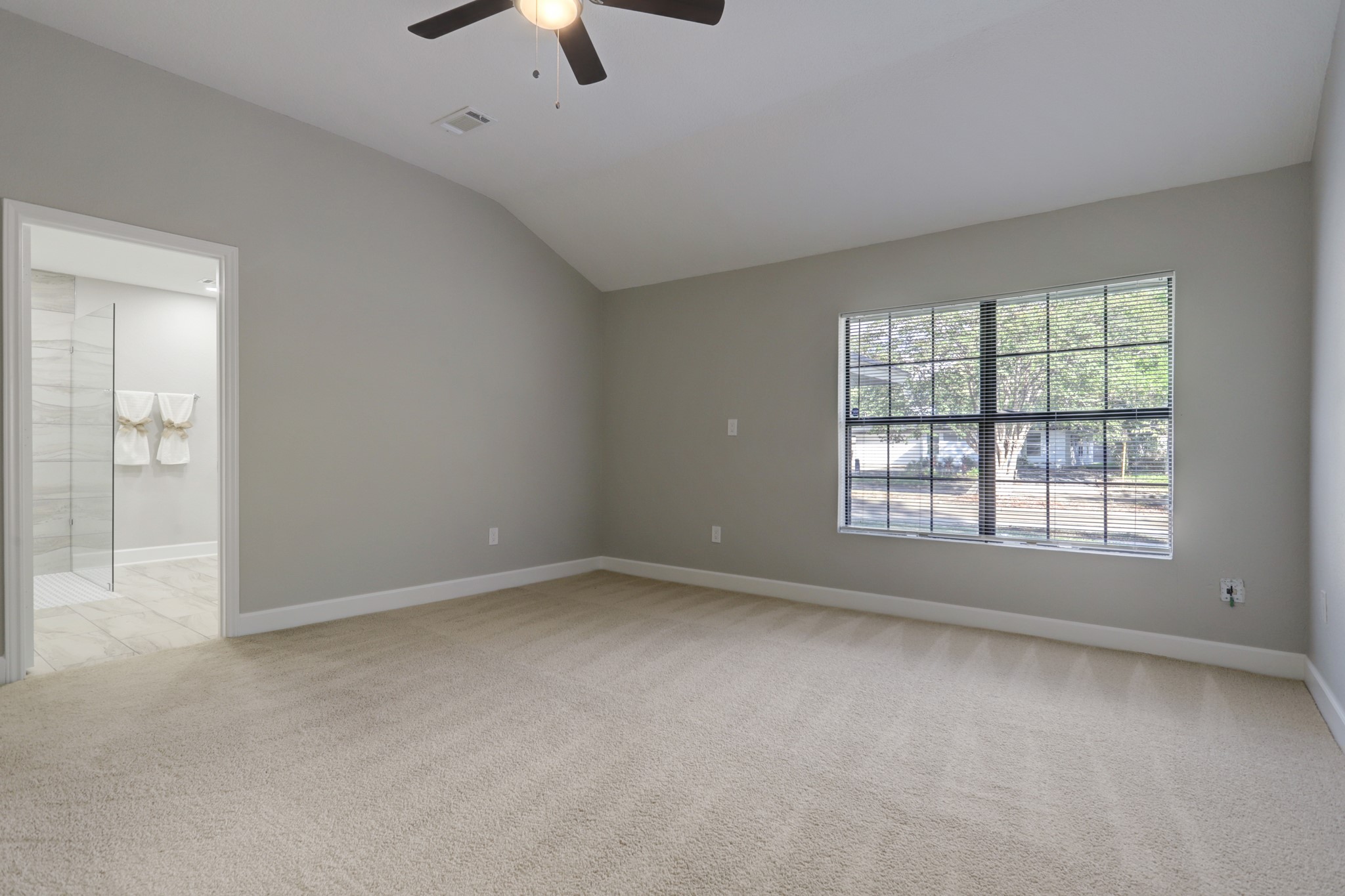 7403 Janak Drive Property Photo 9