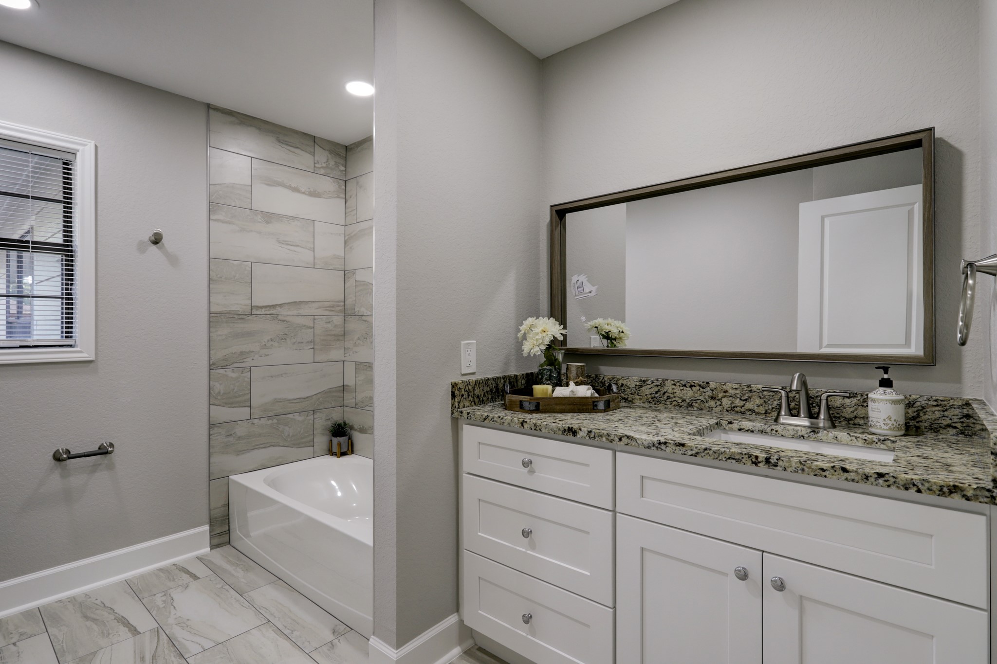 7403 Janak Drive Property Photo 11