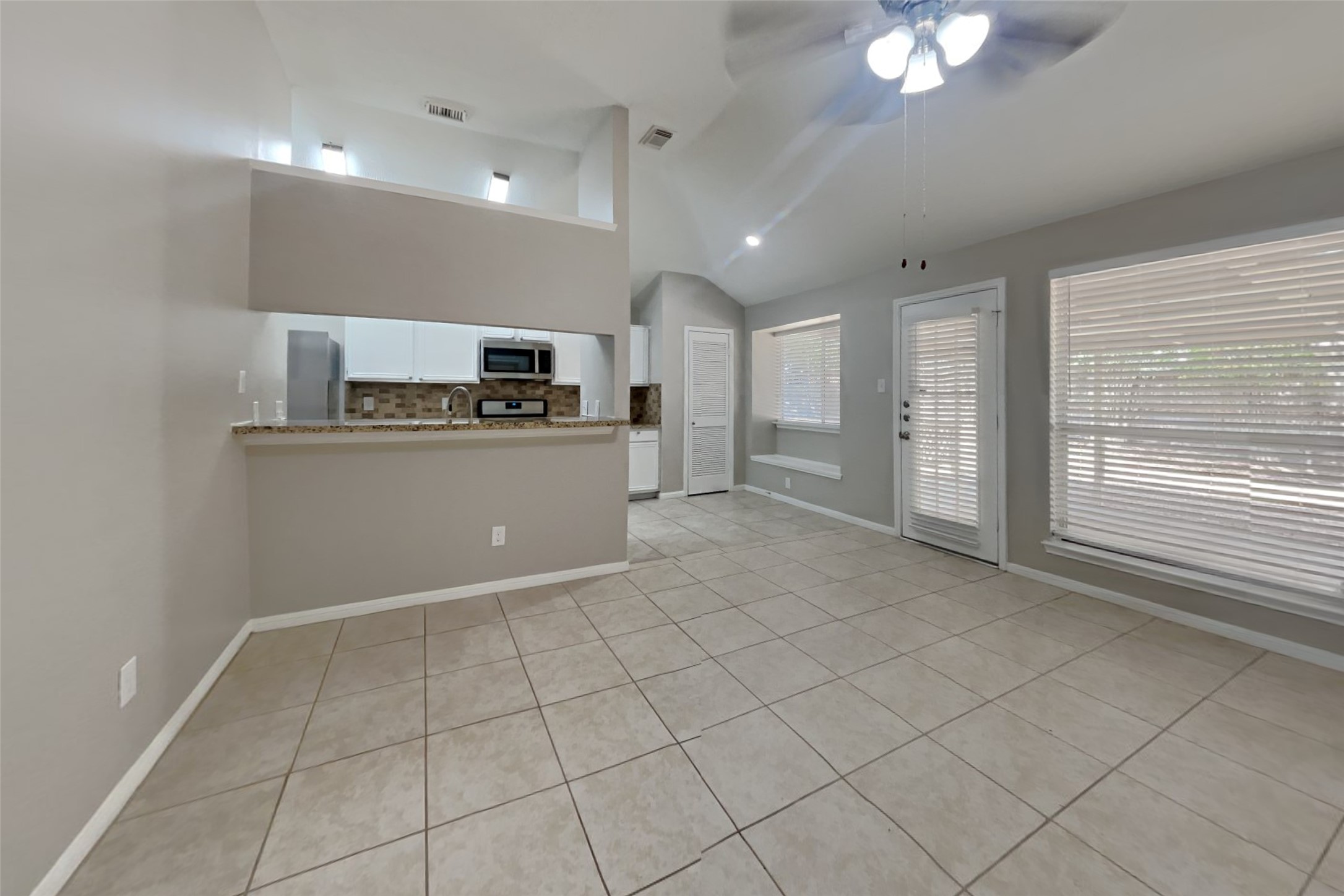 17402 Eastwood Circle Property Photo 4