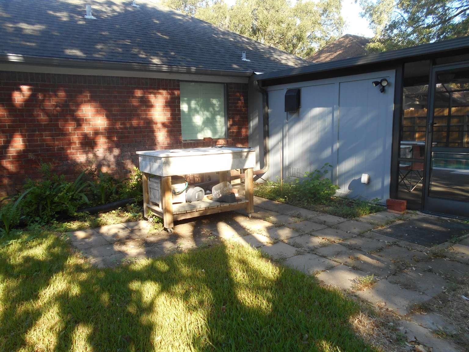 53 S Calla Lily Court, Lake Jackson Tx 77566 Property Photo 31