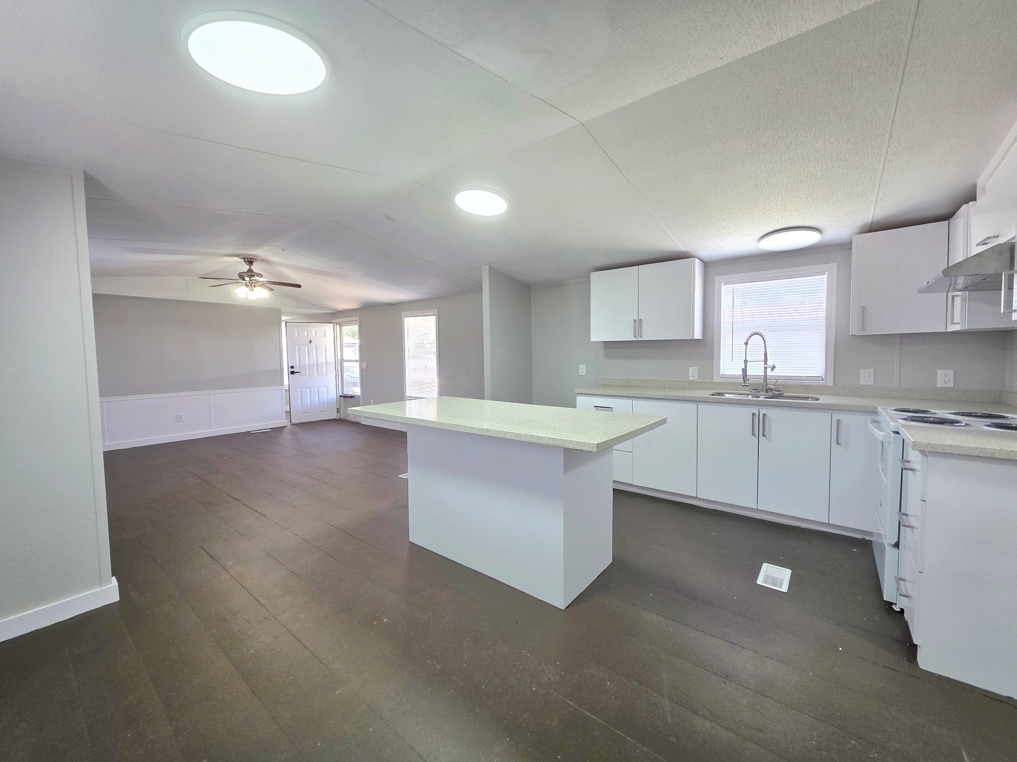312 Paddock Road 1 Property Photo 1