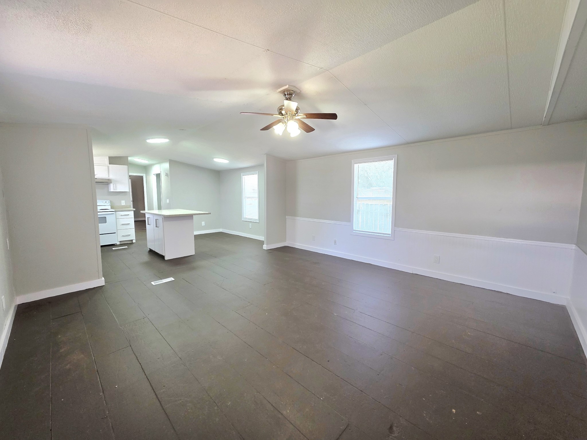 312 Paddock Road 1 Property Photo 3