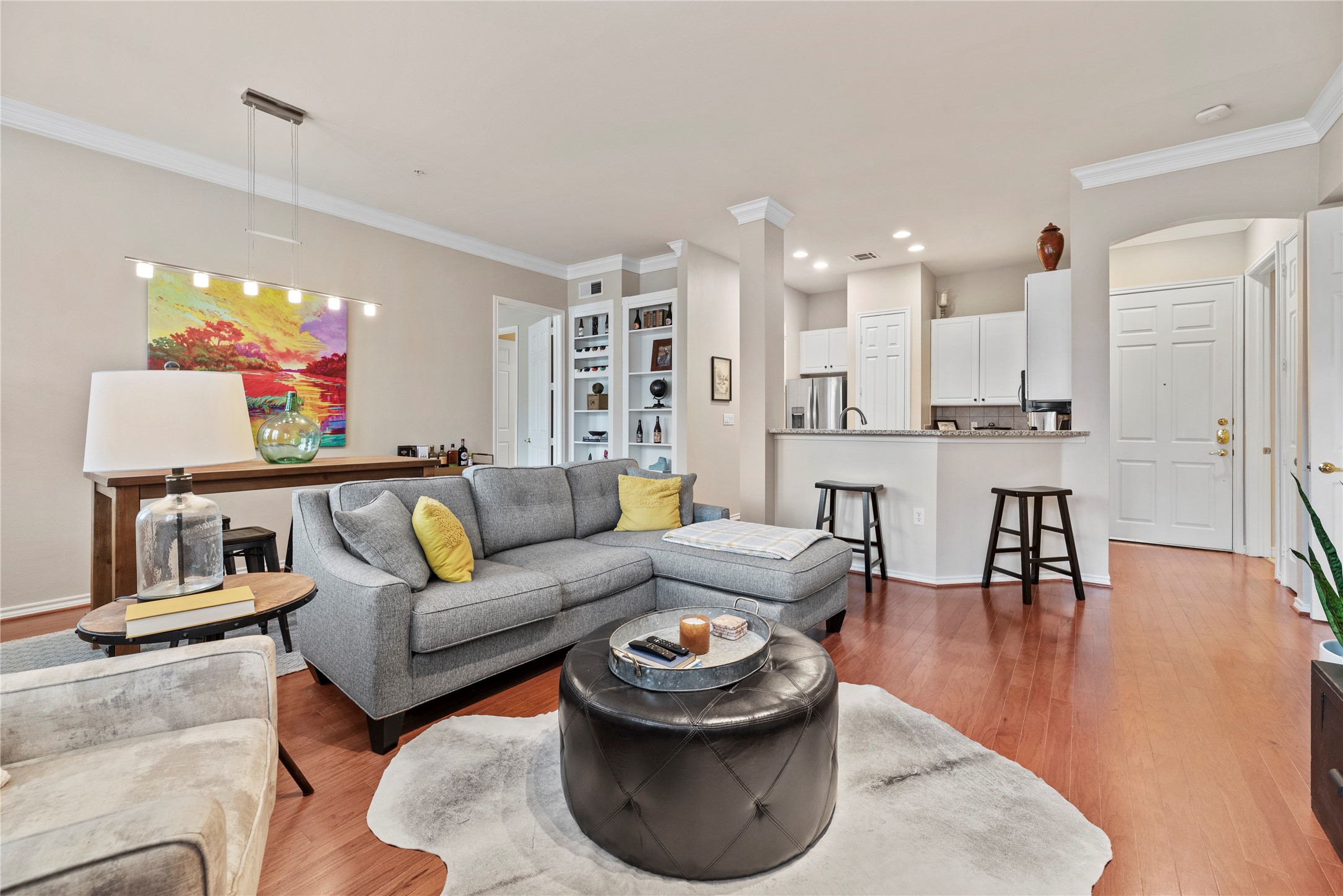 2400 McCue Road 206