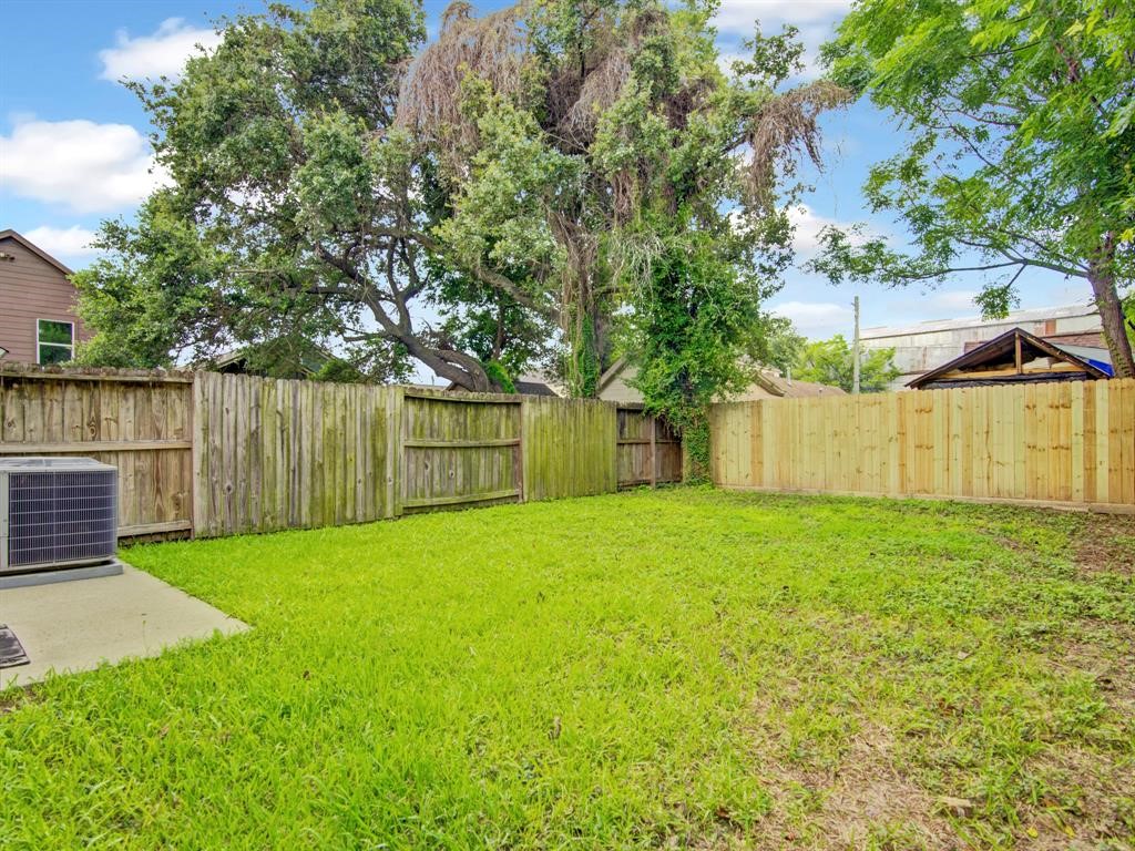7207 Avenue K Property Photo 23