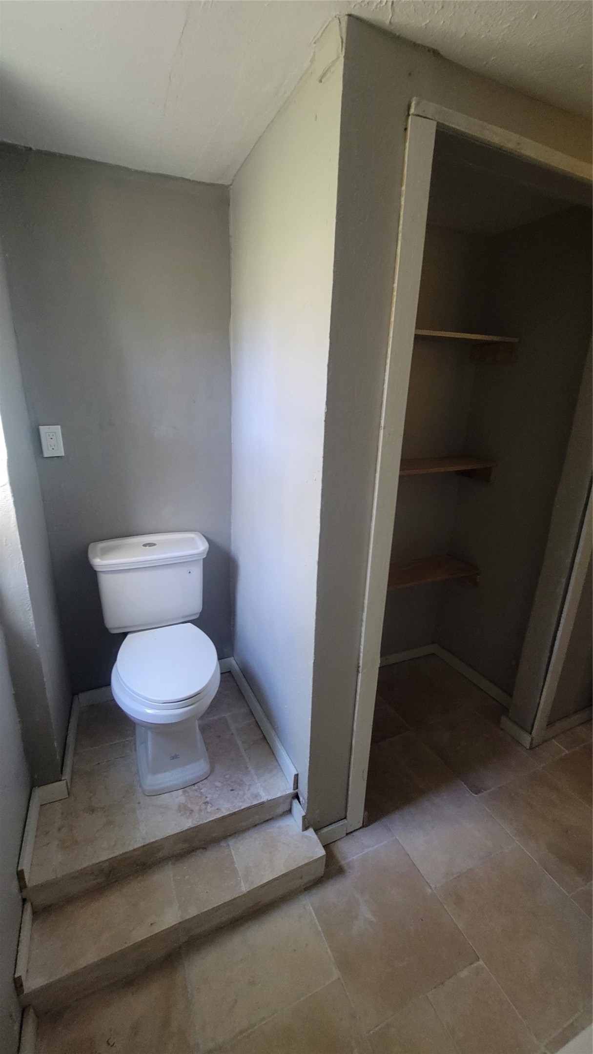 12018 Sandpiper Road Property Photo 27