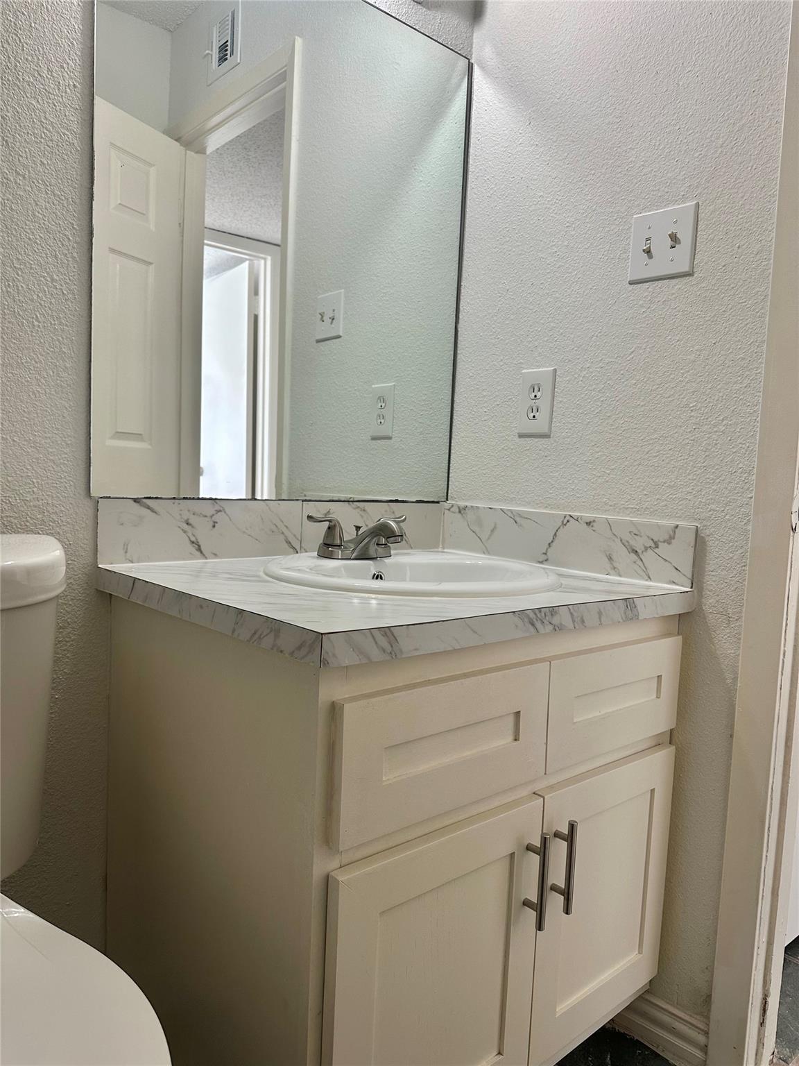 12204 Coppertree Lane, Houston Tx 77035 Property Photo 29