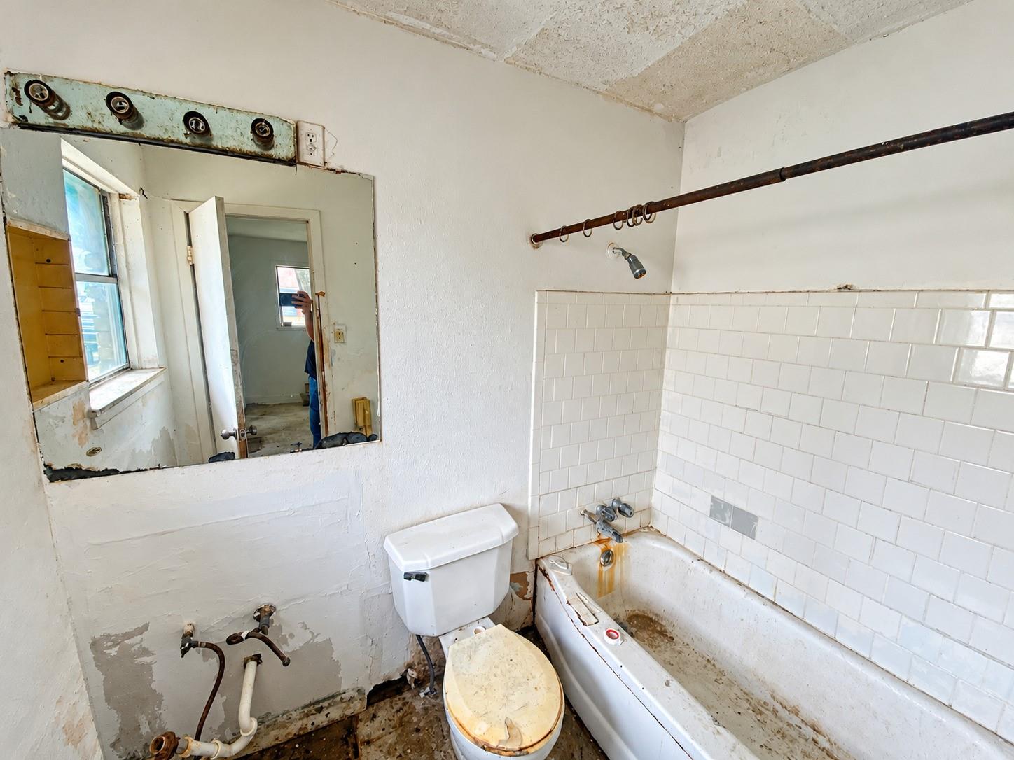 5400 Hemlock Drive, Baytown Tx 77521 Property Photo 13