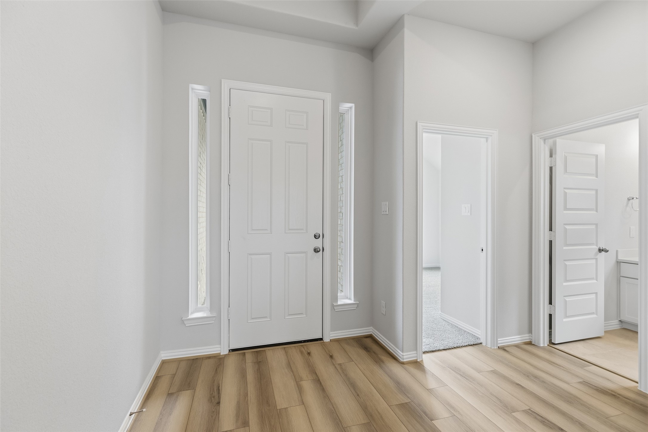 523 Selaura Street Property Photo 6
