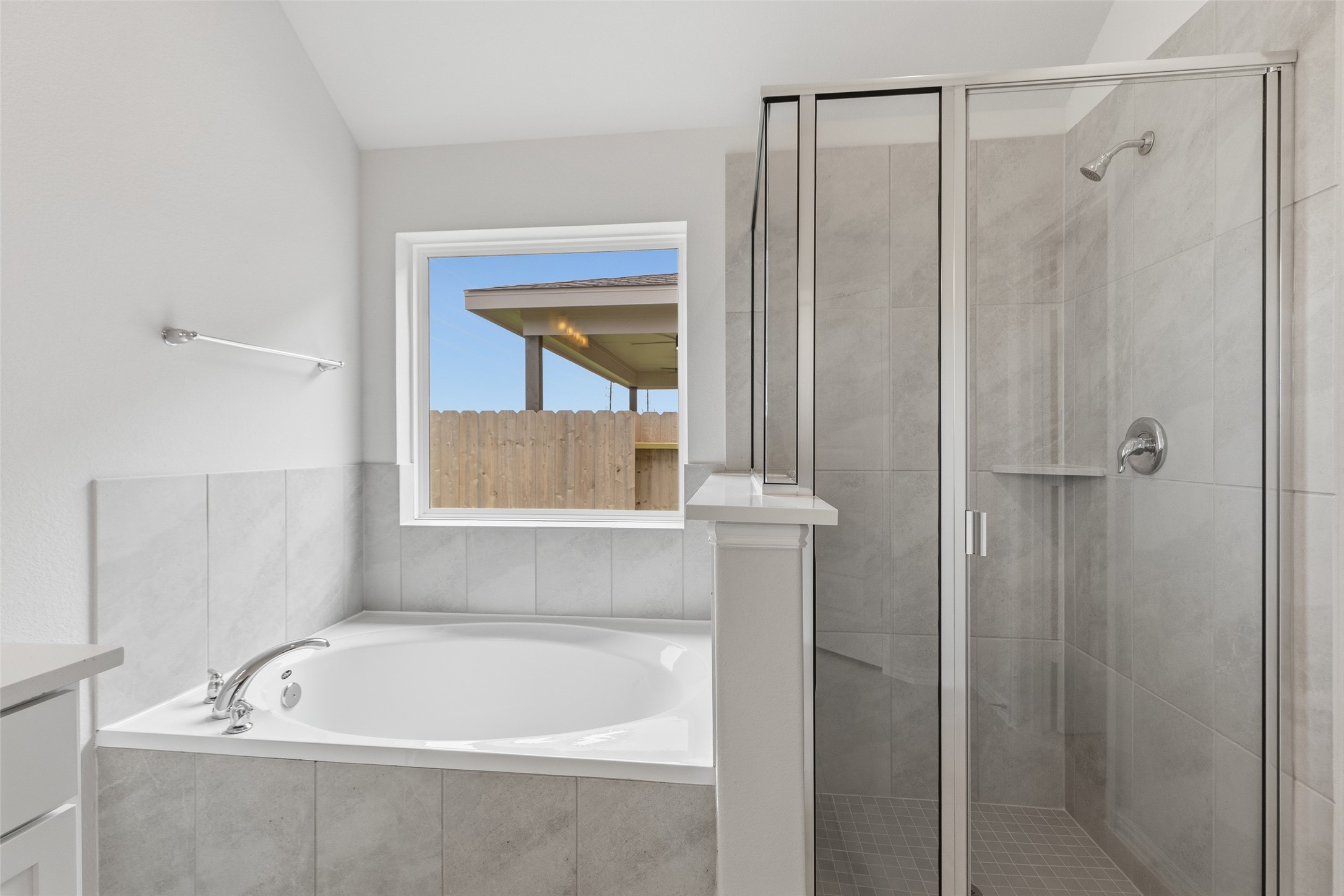 523 Selaura Street Property Photo 24