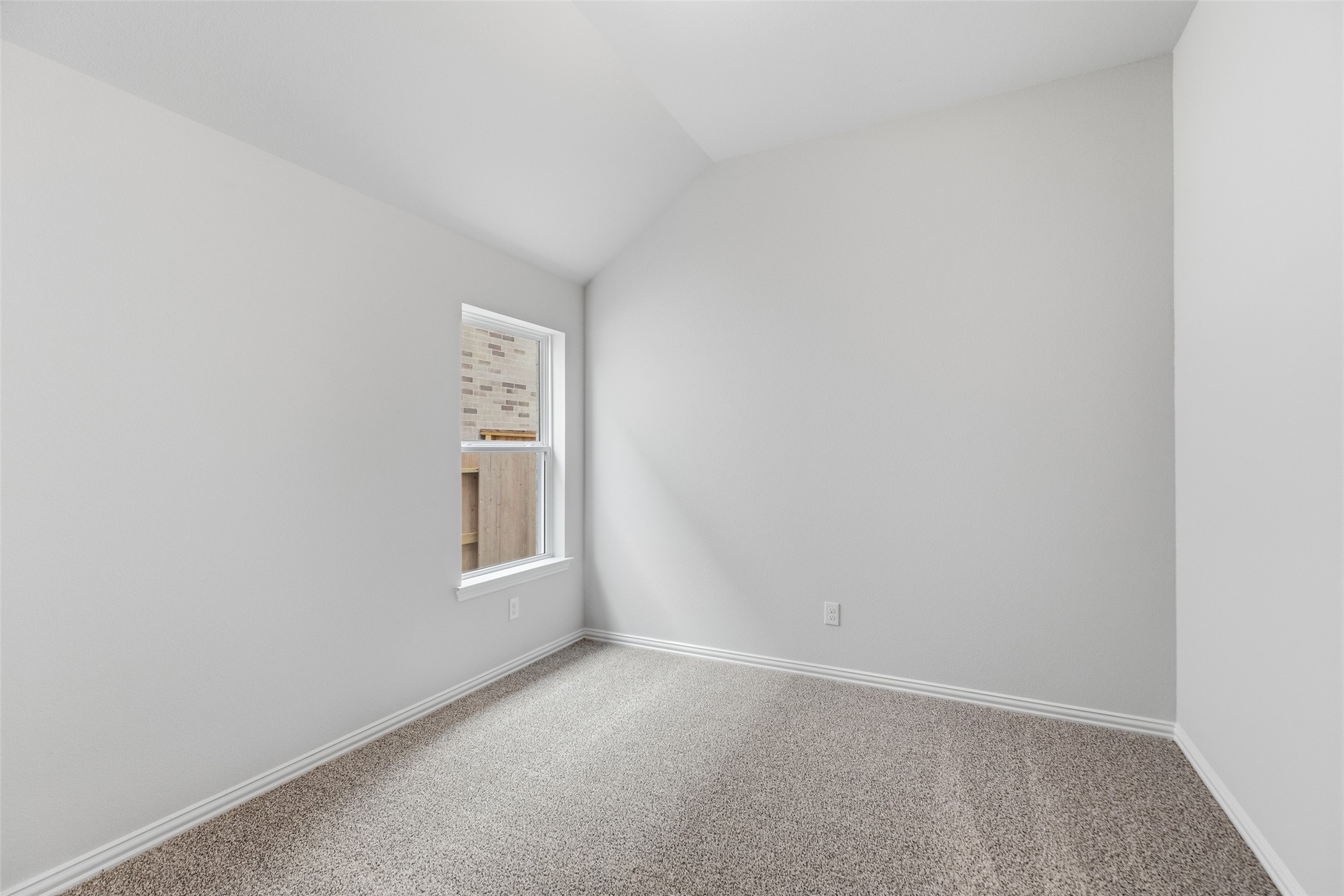523 Selaura Street Property Photo 26