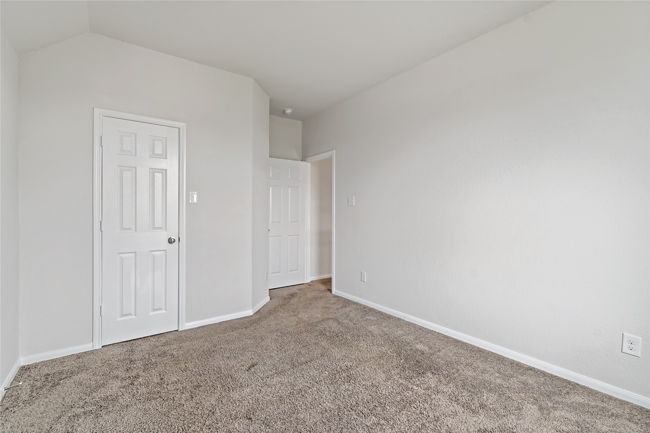 118 Hillside Grove Lane Property Photo 19