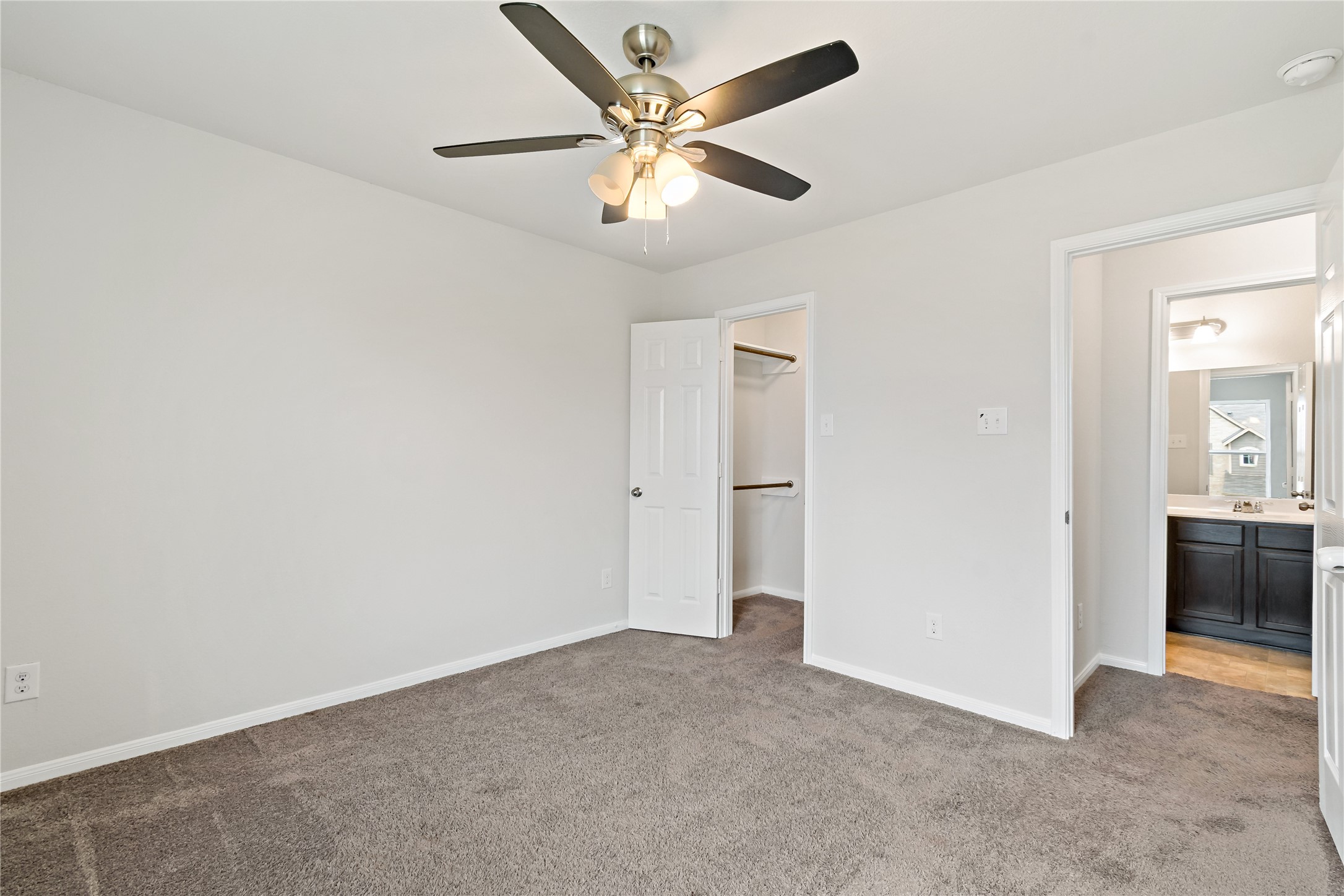 118 Hillside Grove Lane Property Photo 22