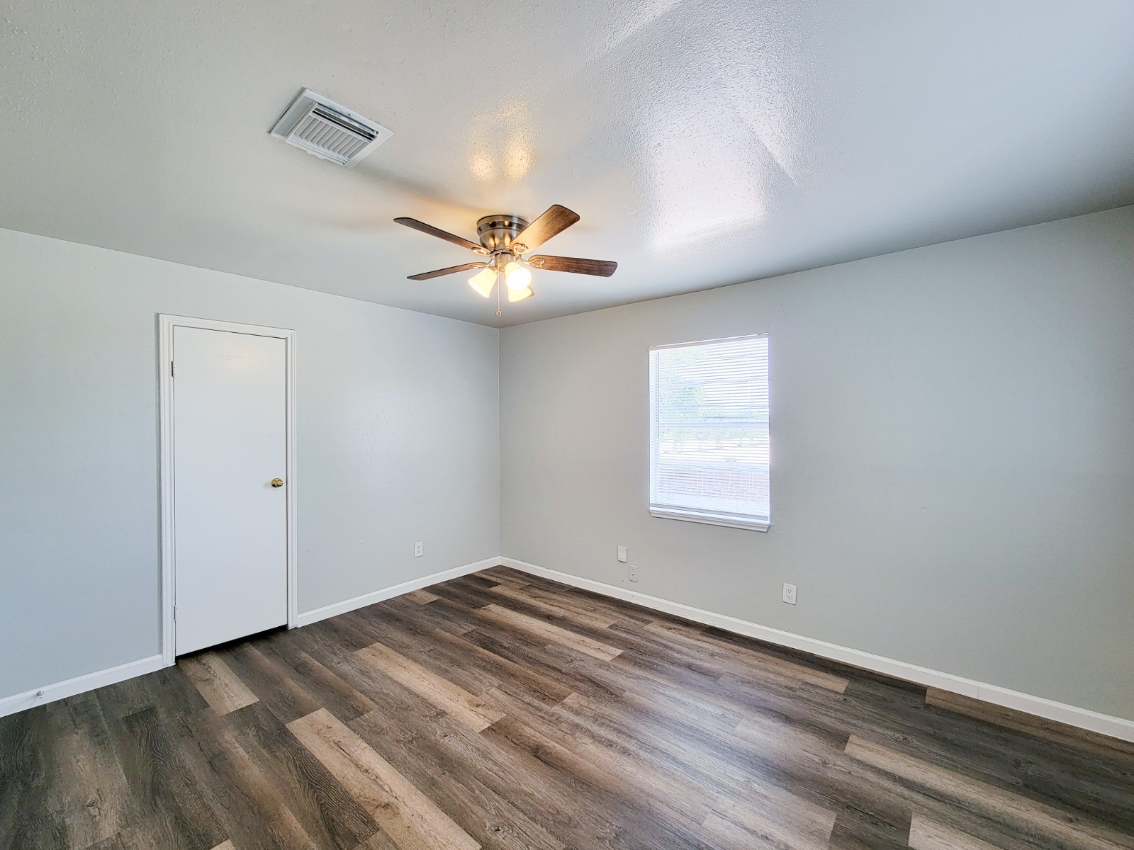 12332 Ormandy Street Property Photo 9