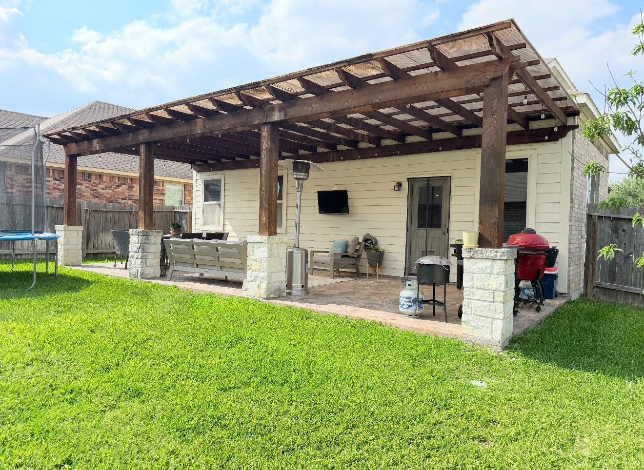 20703 Winghaven Drive Property Photo 1