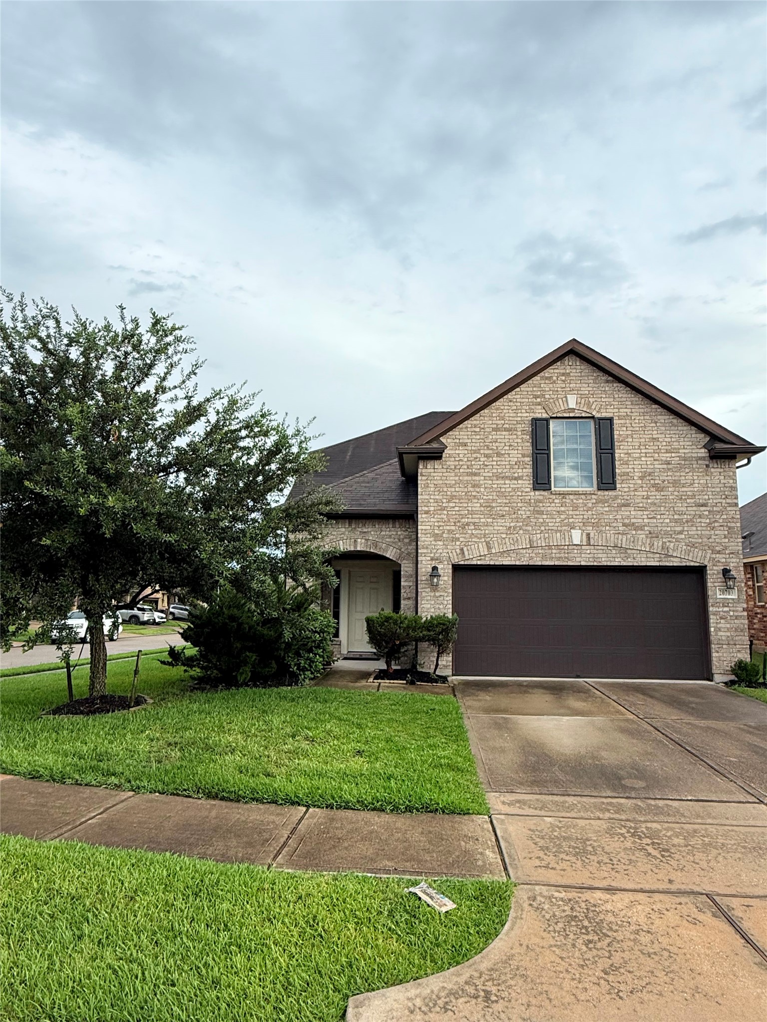 20703 Winghaven Drive Property Photo 2