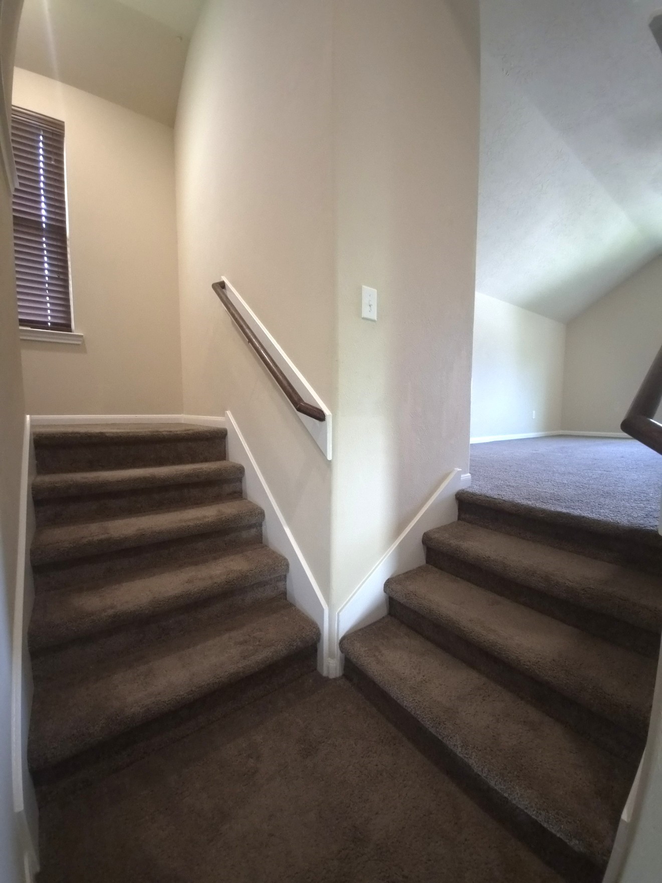 20703 Winghaven Drive Property Photo 14