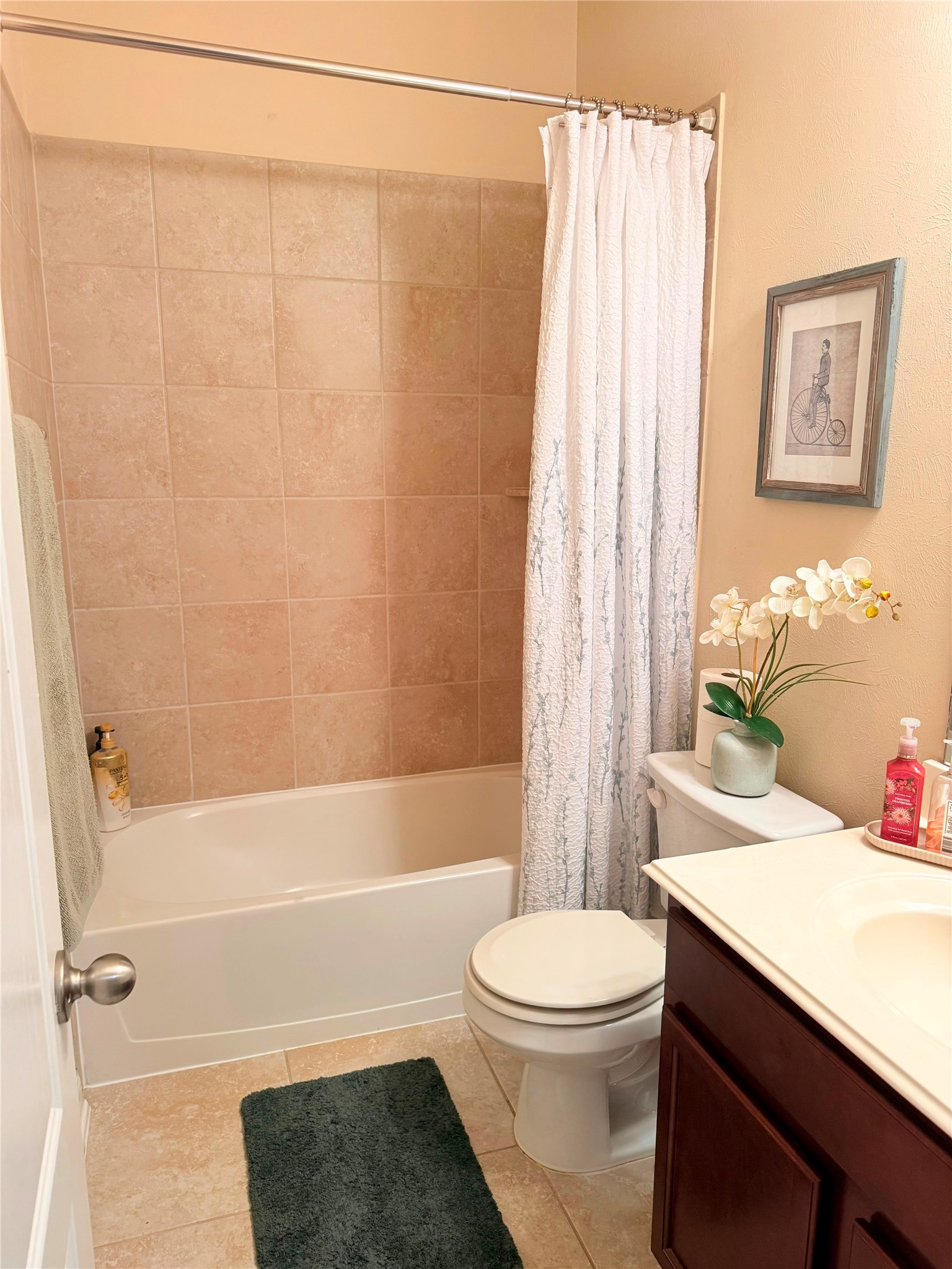 20703 Winghaven Drive Property Photo 15