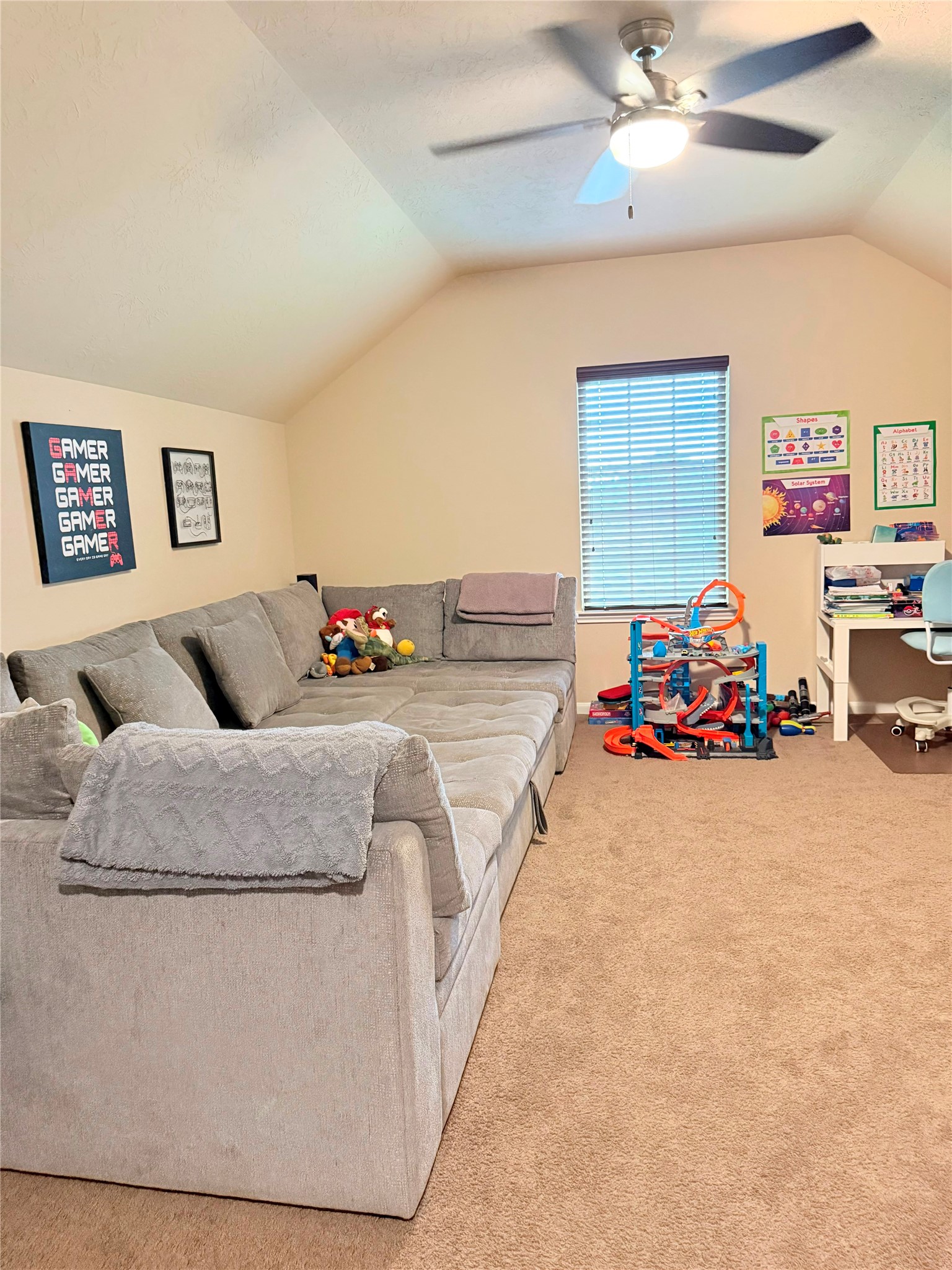 20703 Winghaven Drive Property Photo 18