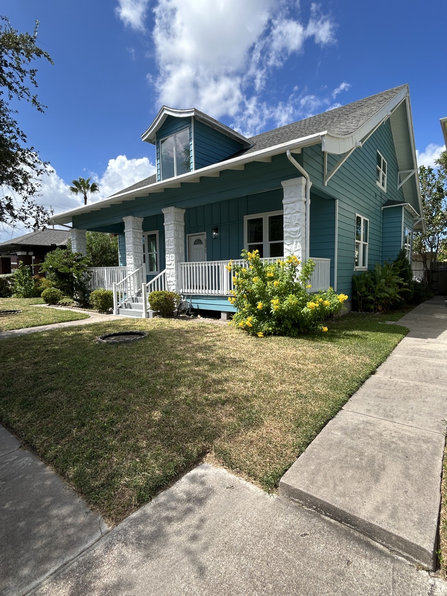 3124 Avenue R 1/2 Property Photo 1