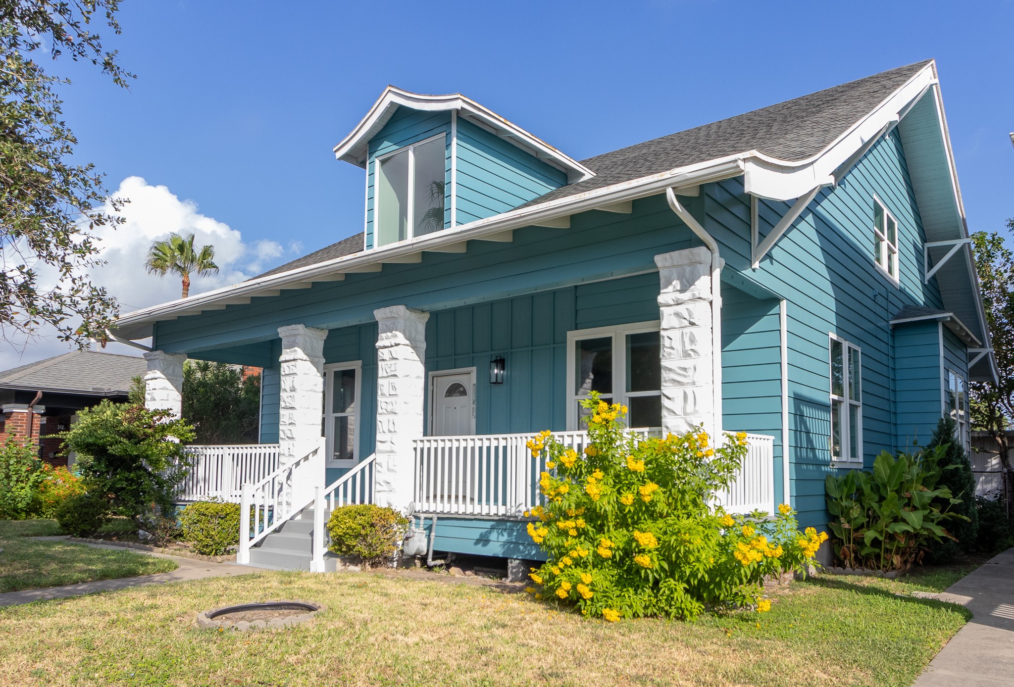 3124 Avenue R 1/2 Property Photo 1
