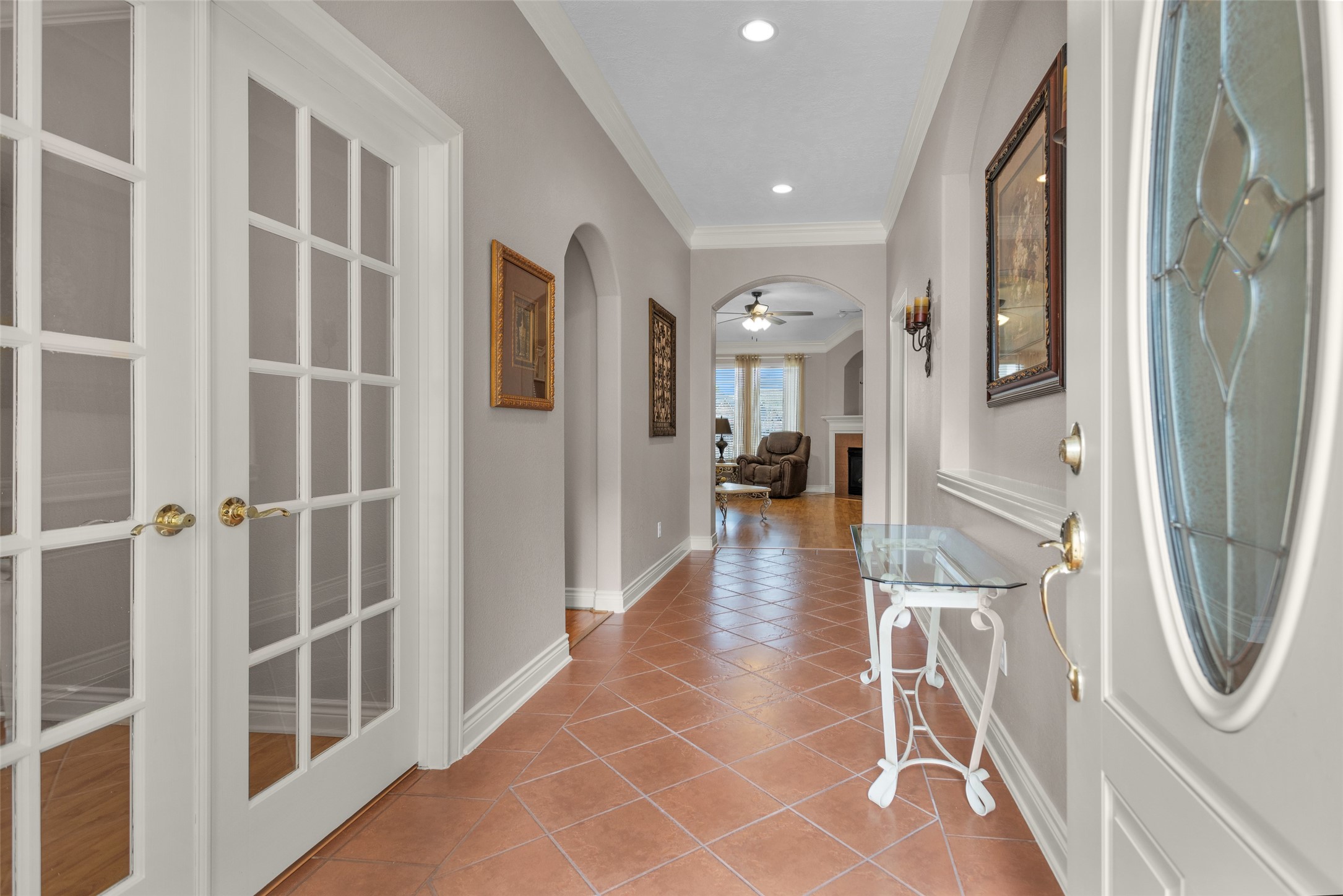 13610 Summer Hill Drive Property Photo 4
