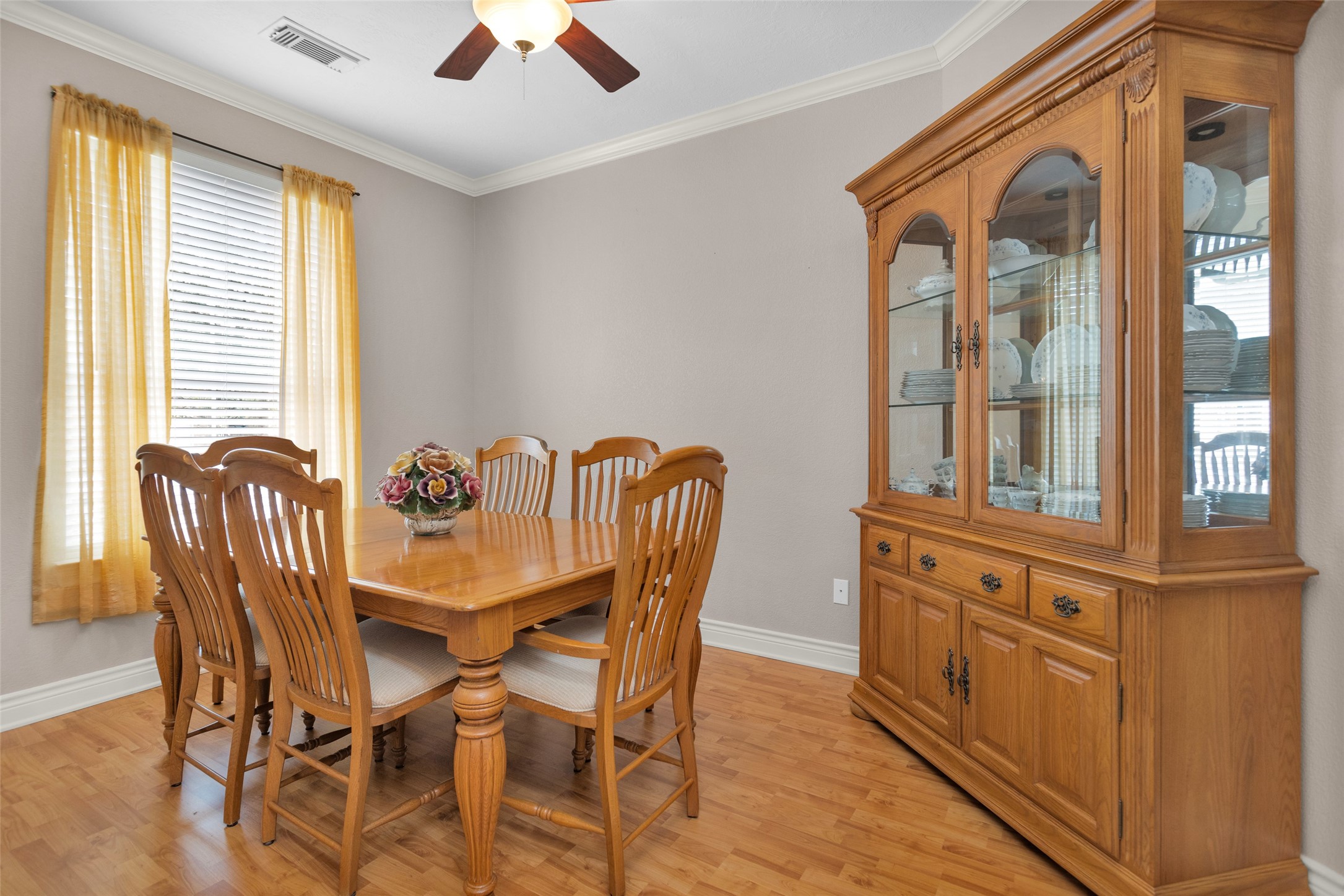 13610 Summer Hill Drive Property Photo 6