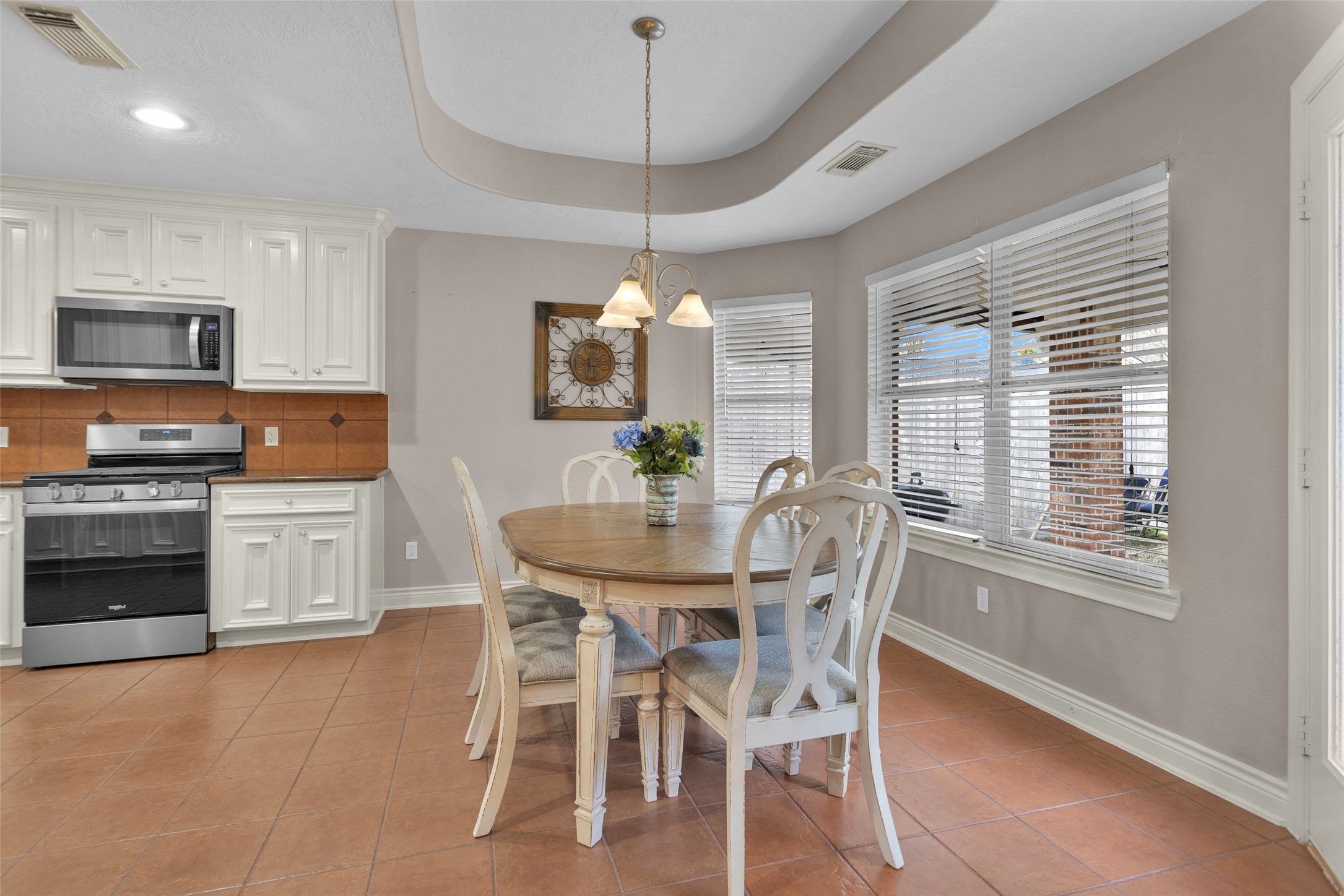 13610 Summer Hill Drive Property Photo 18
