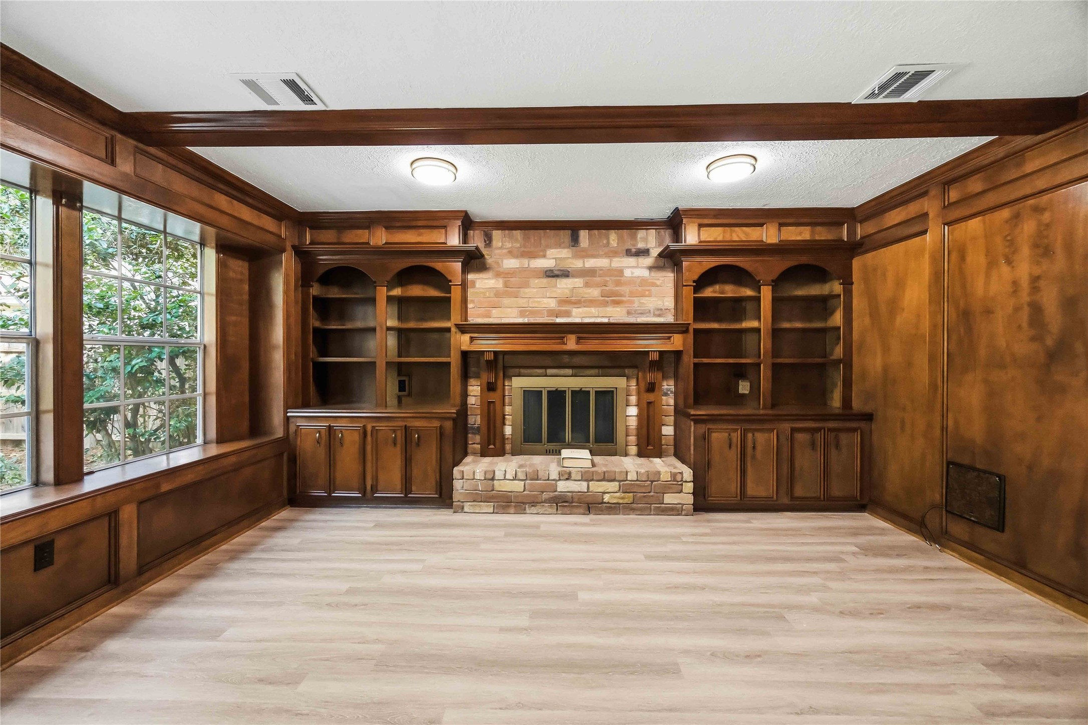 6 Postvine Court Property Photo 5