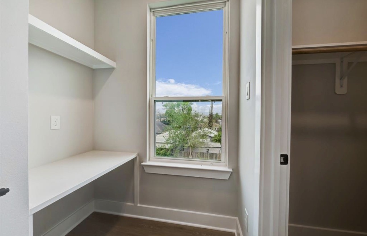 1518 Malvern Street Property Photo 17