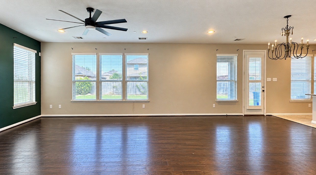 3609 Belmore Lane Property Photo 6