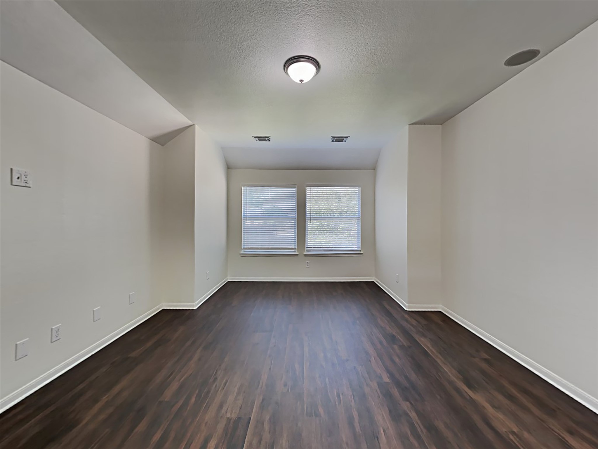 1735 Park Oak Drive Property Photo 14