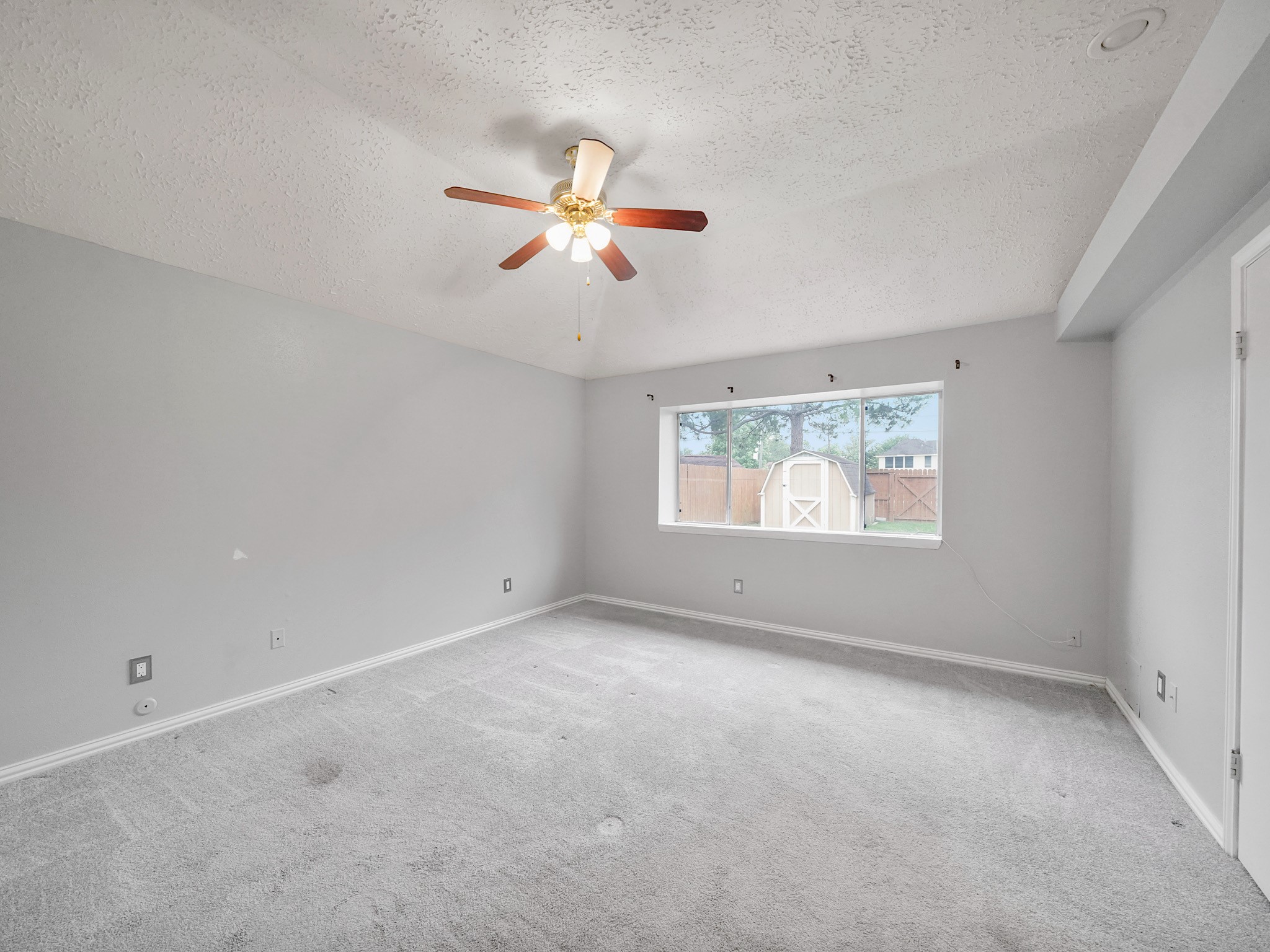 4314 Glen Avon Drive Property Photo 14