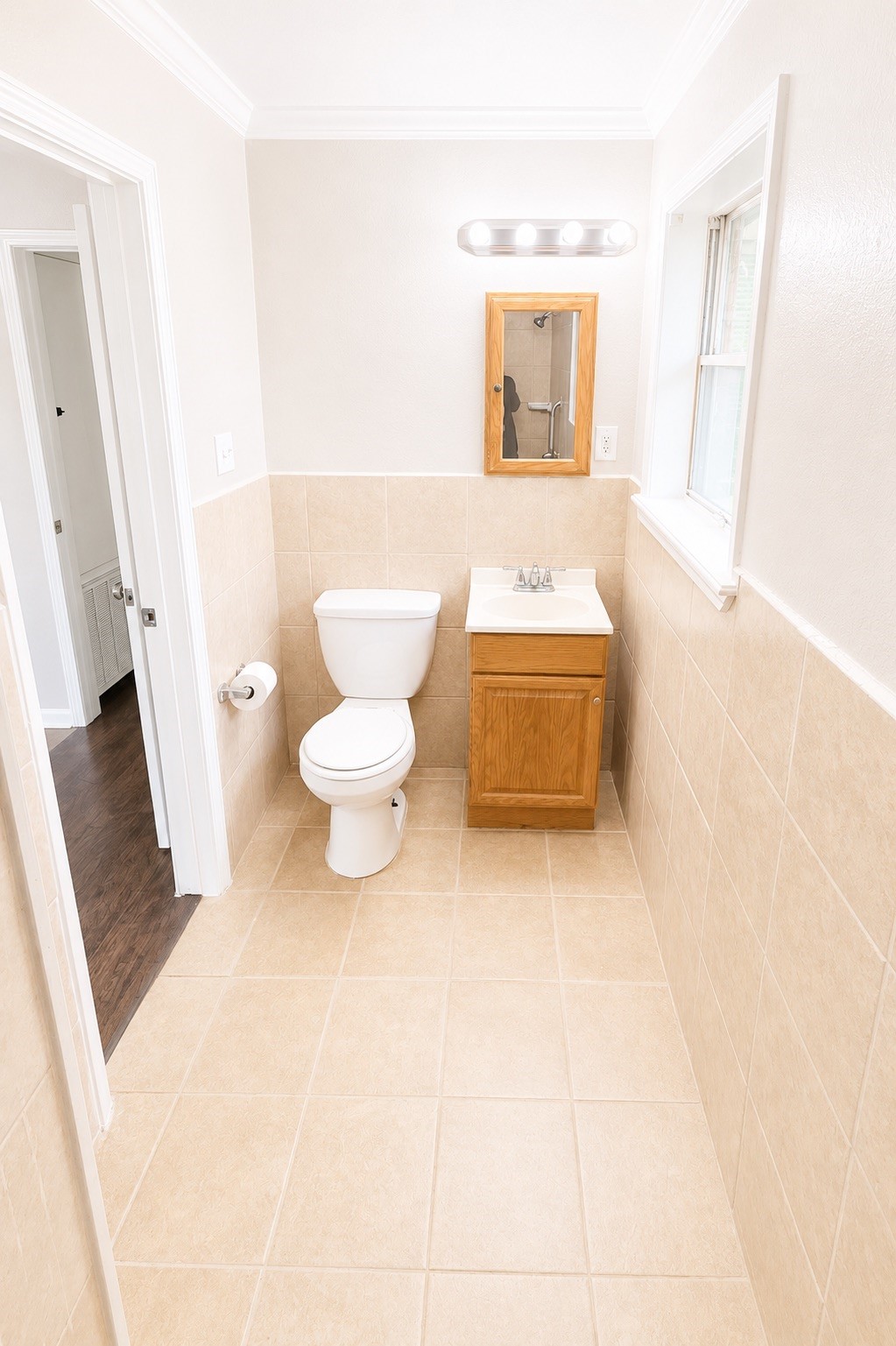 705 Evanston Street Property Photo 11