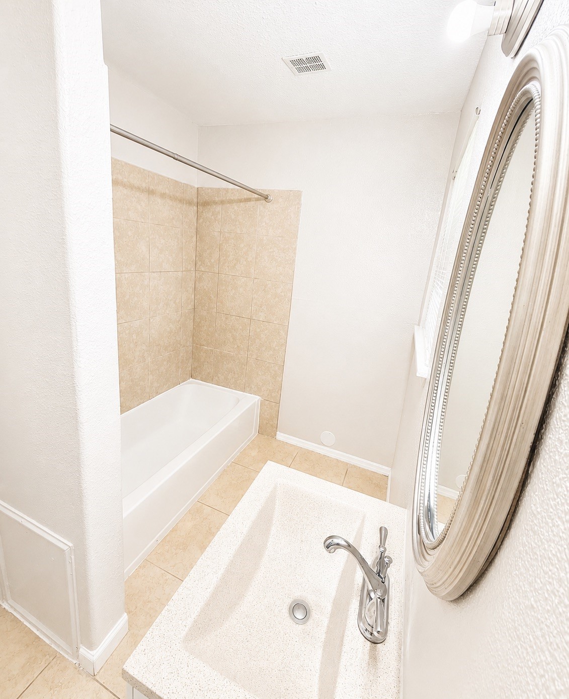 705 Evanston Street Property Photo 14