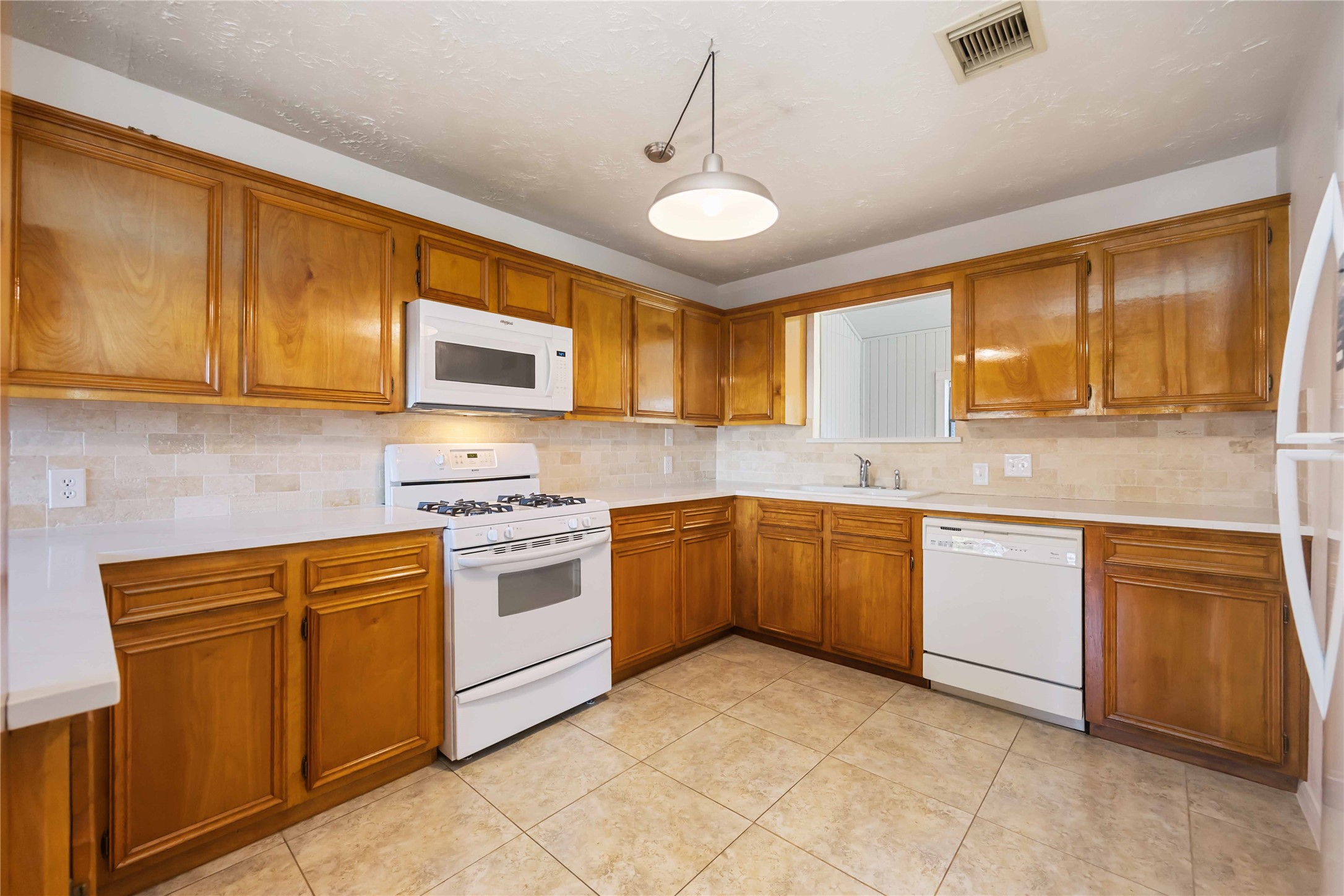 20534 Appaloosa Trail Property Photo 13
