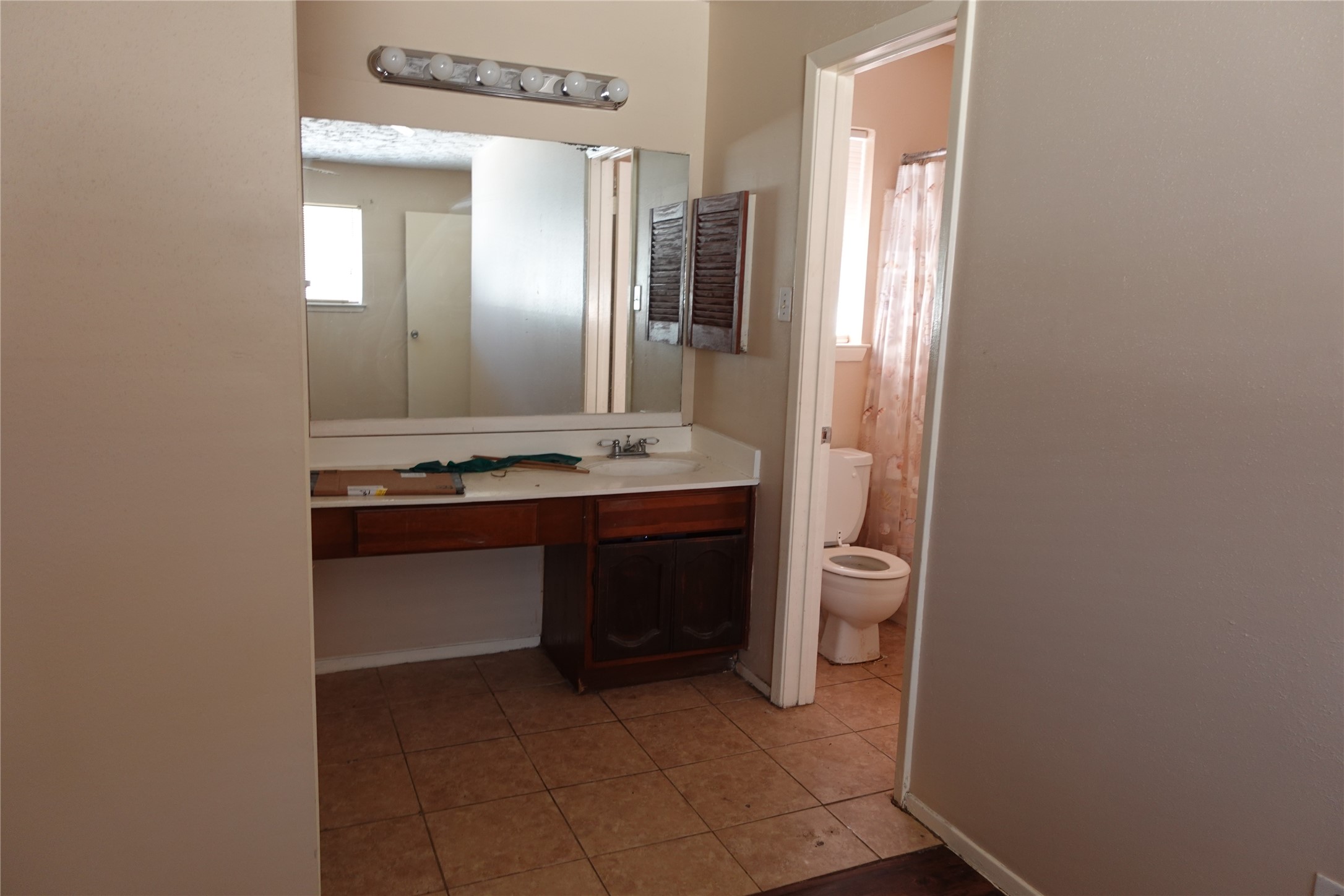 20027 Chipplegate Lane Property Photo 12