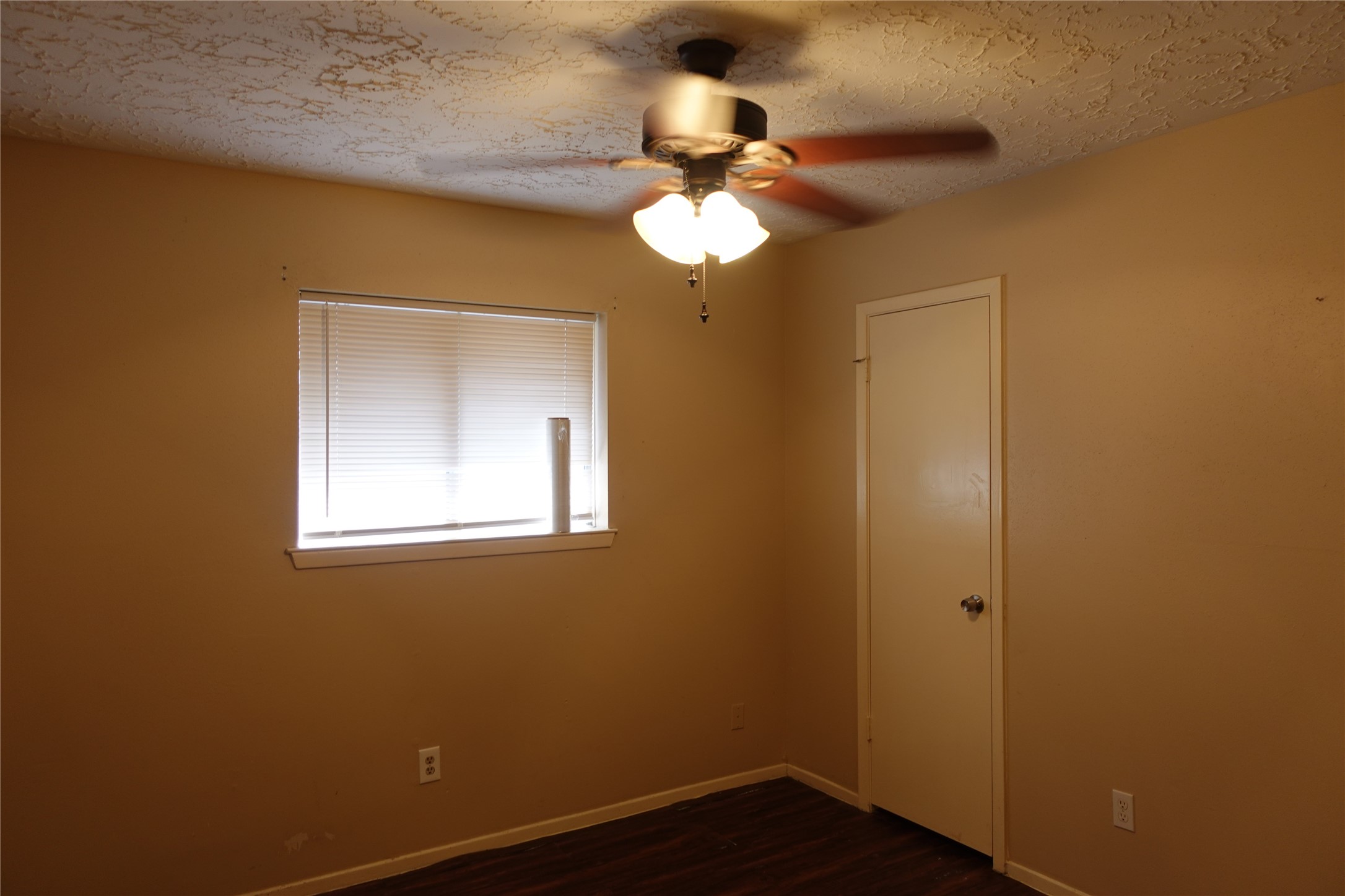 20027 Chipplegate Lane Property Photo 13