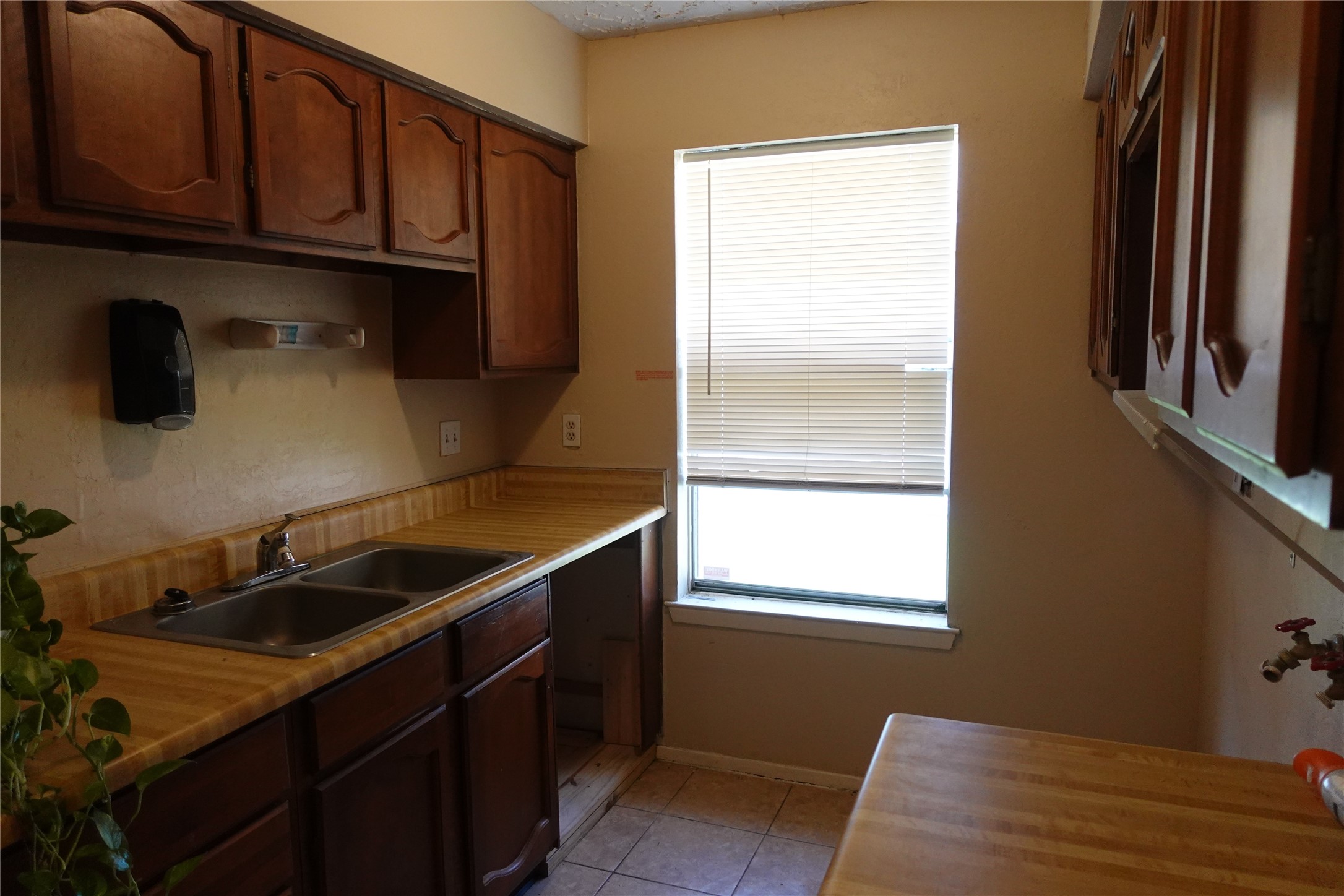 20027 Chipplegate Lane Property Photo 15